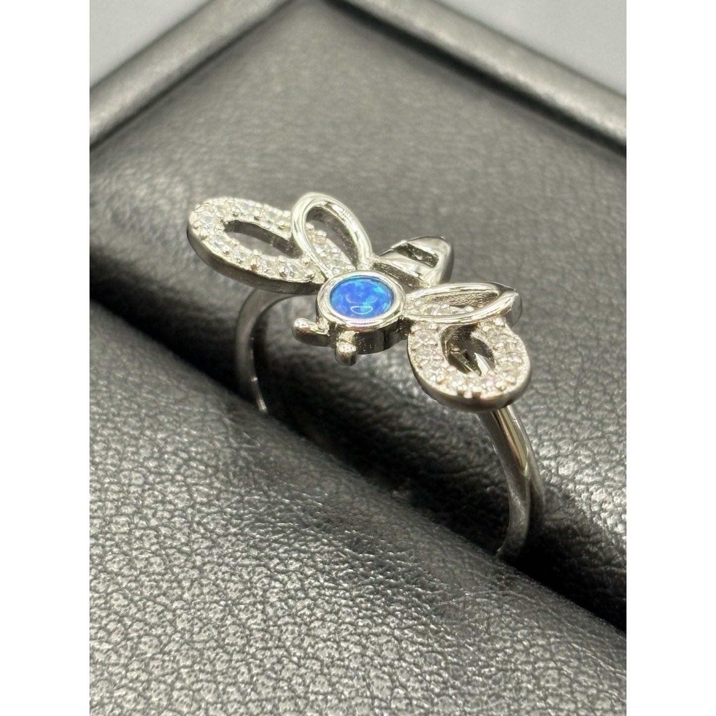 New Condition Sterling Silver Lab Blue Opal Cubic Zirconia Bee Ring Size 7