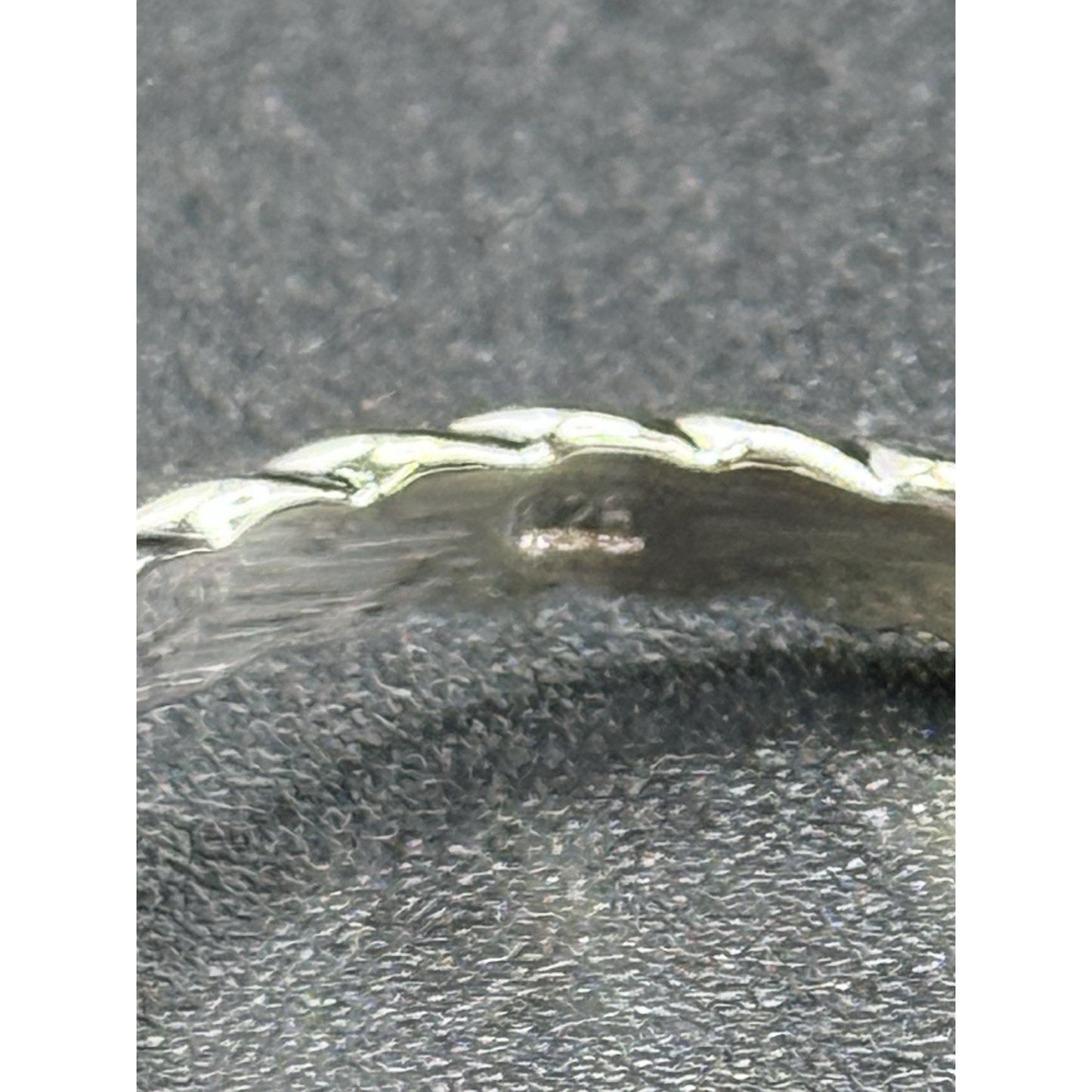 New Condition Sterling Silver Textured Rope Ball Ring Size 7.00