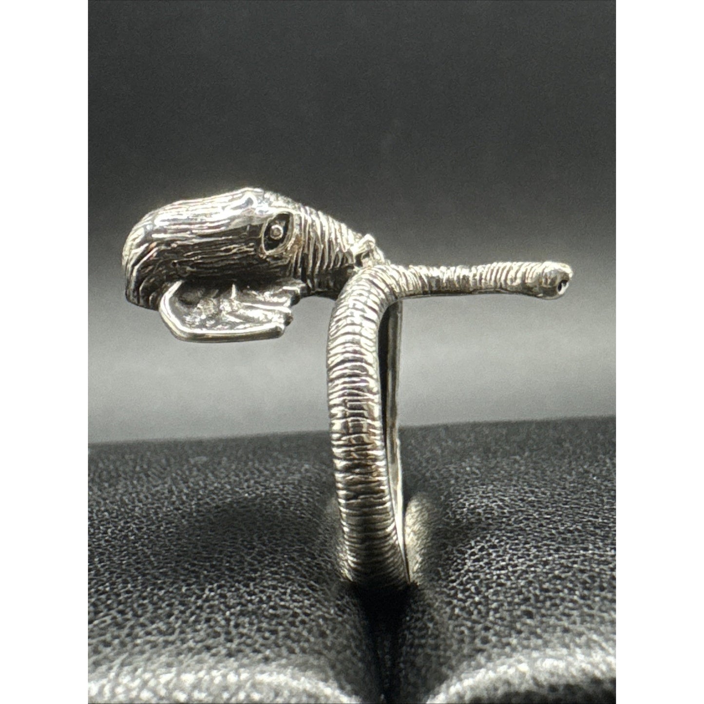 New Condition Sterling Silver Elephant Bypass Ring 925 Size 7