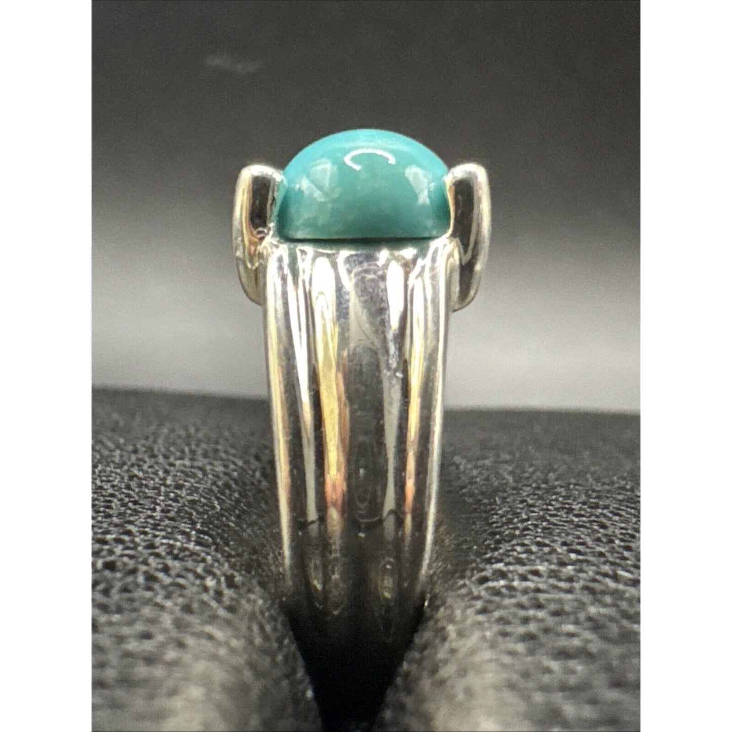 Sterling Silver Turquoise Solitaire Ring 925 Size 6 K30