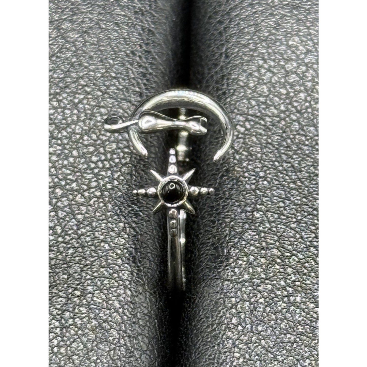 New Condition Sterling Silver Cat Moon Genuine Onyx Ring Size 7.00 Adjustable