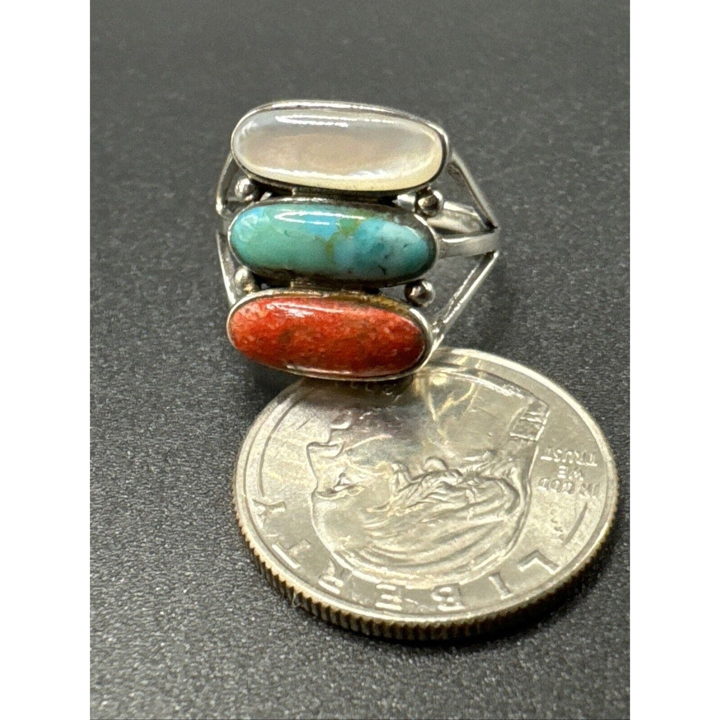 New Condition Sterling Silver Mother Pearl Turquoise Coral Ring 925 Size 7.00