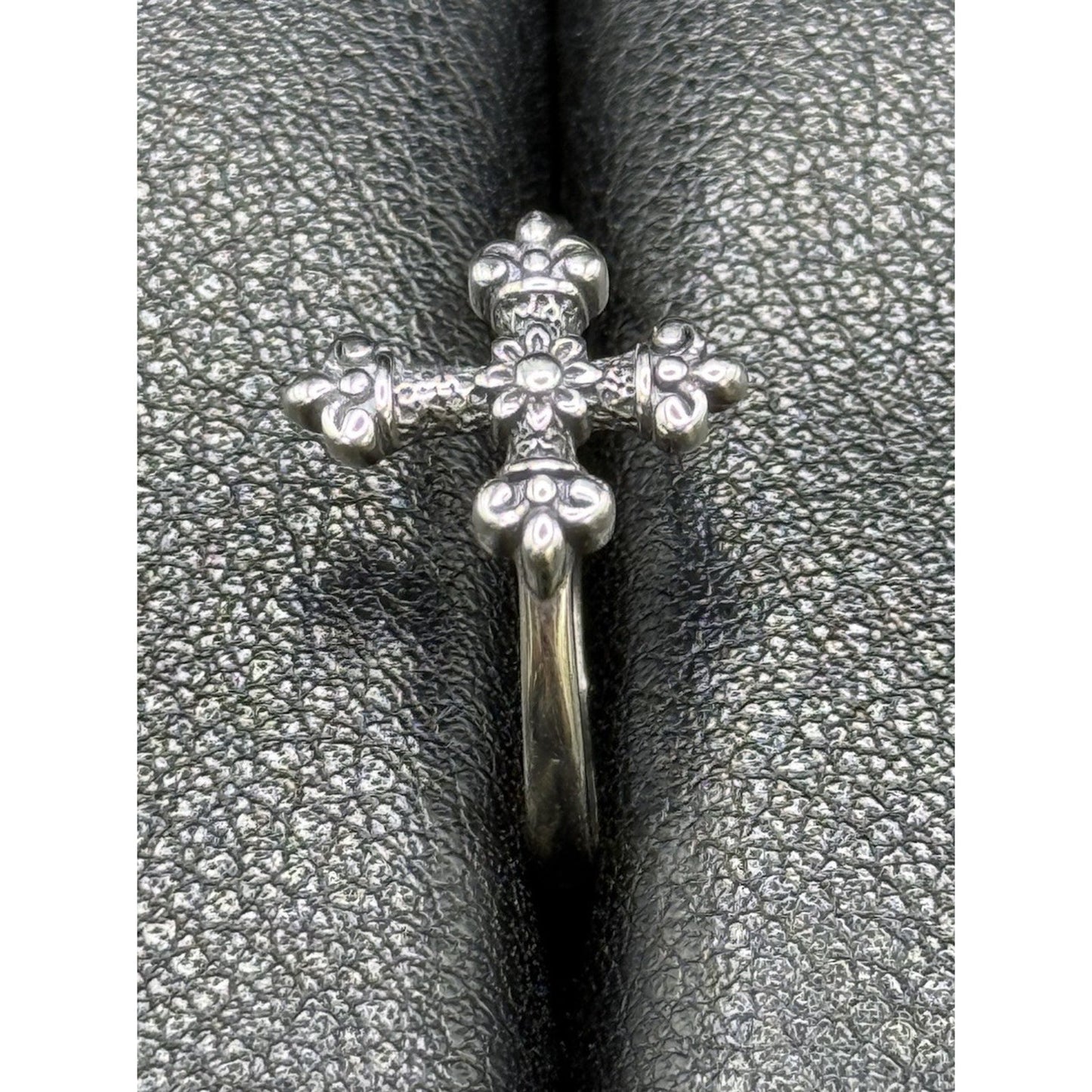 New Condition Sterling Silver Cross Ring Size 7.00 925