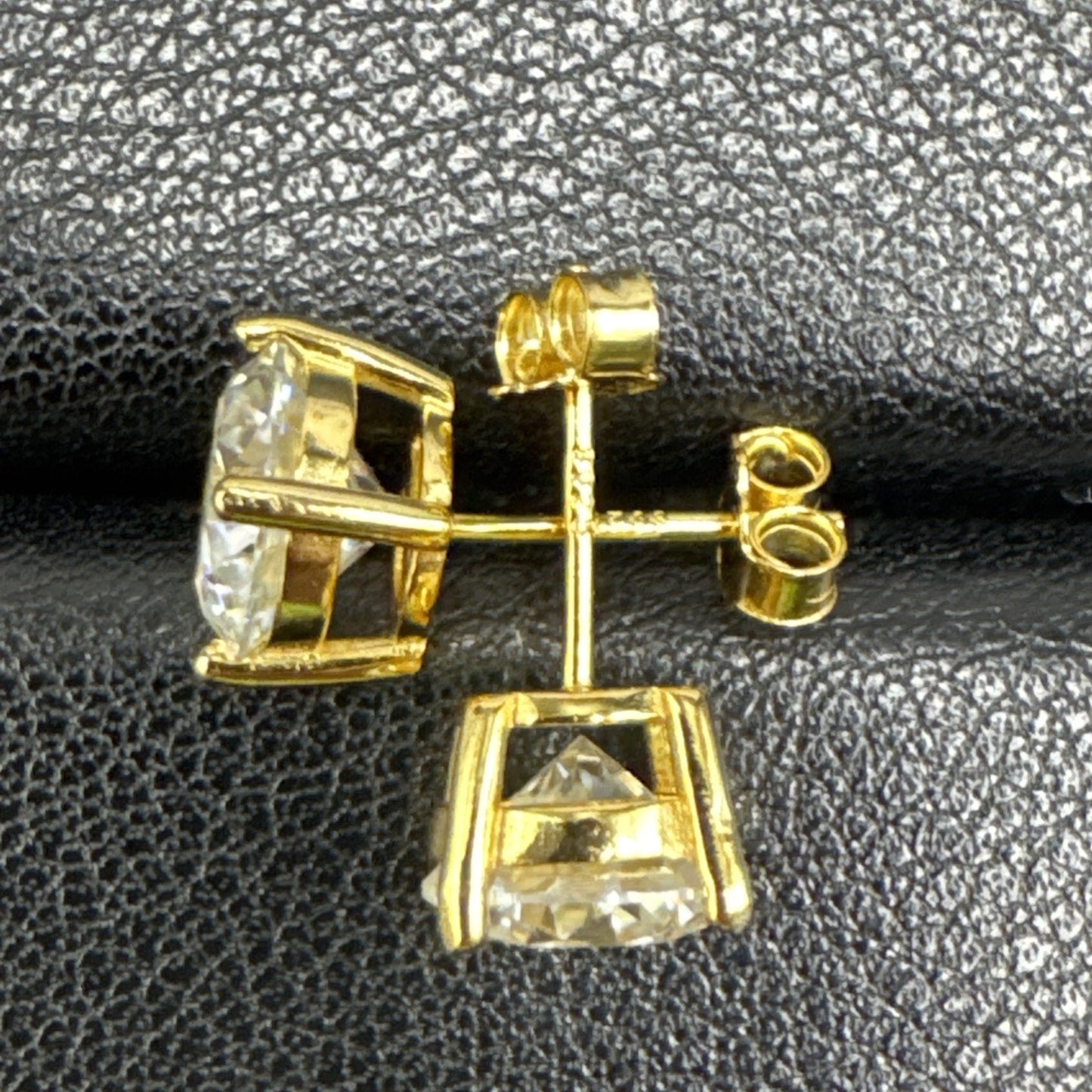 New Condition Gold Sterling Silver 4 Carat Total Moissanite Earrings 925 GRA