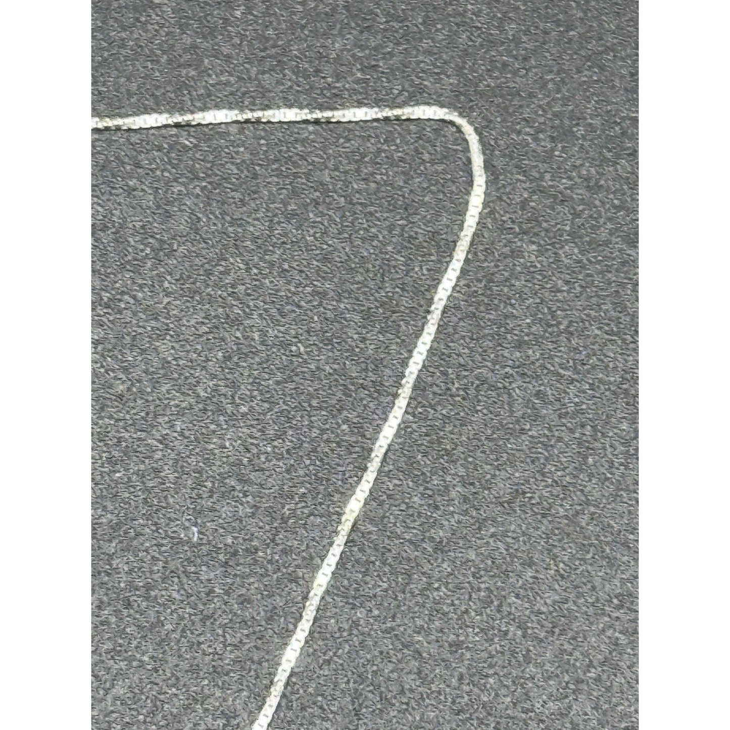 18” New Condition Sterling Silver Dainty Turquoise Snake Pendant Necklace 925