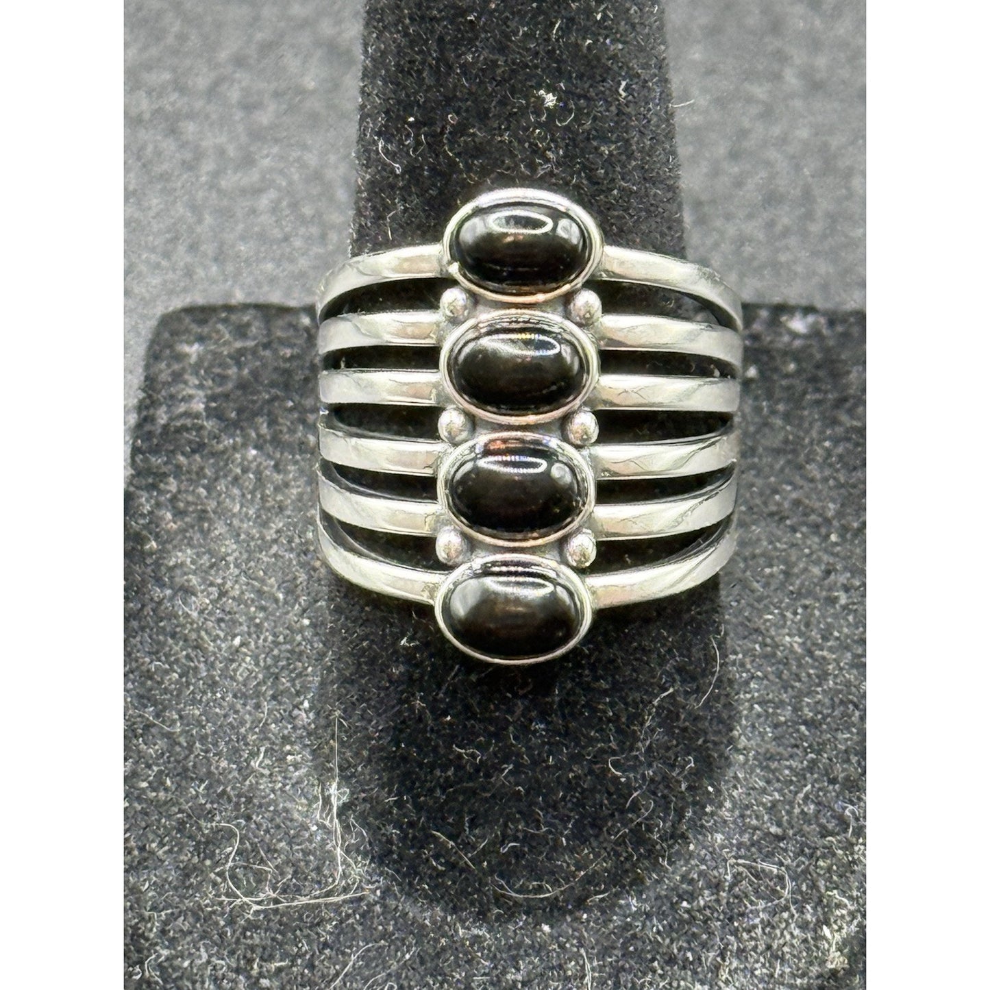 New Condition Sterling Silver 4-Stone Onyx Ring Size 6.75