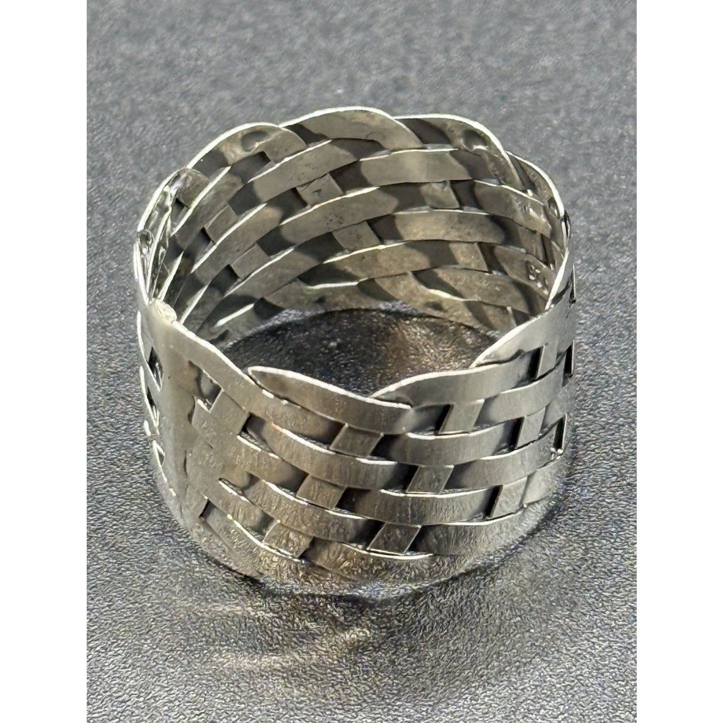 New Condition Sterling Silver 14MM Basket Weave Band Size 13