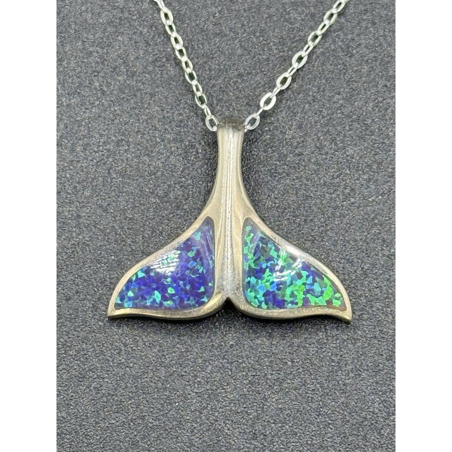 18” Sterling Silver Lab Opal Whale Tail Pendant Necklace 925 P10