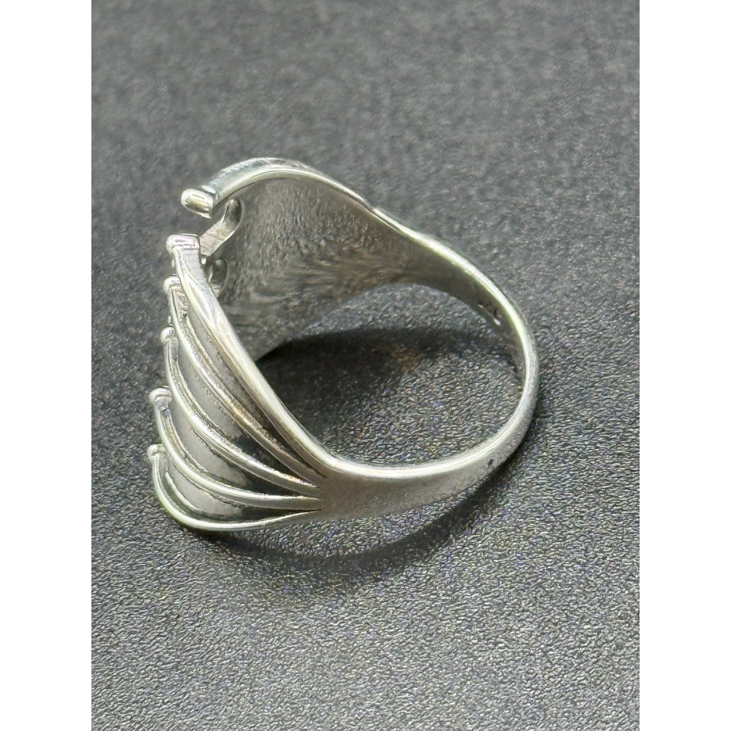 New Condition Sterling Silver Dragon Wings Ring Size 6.50 925