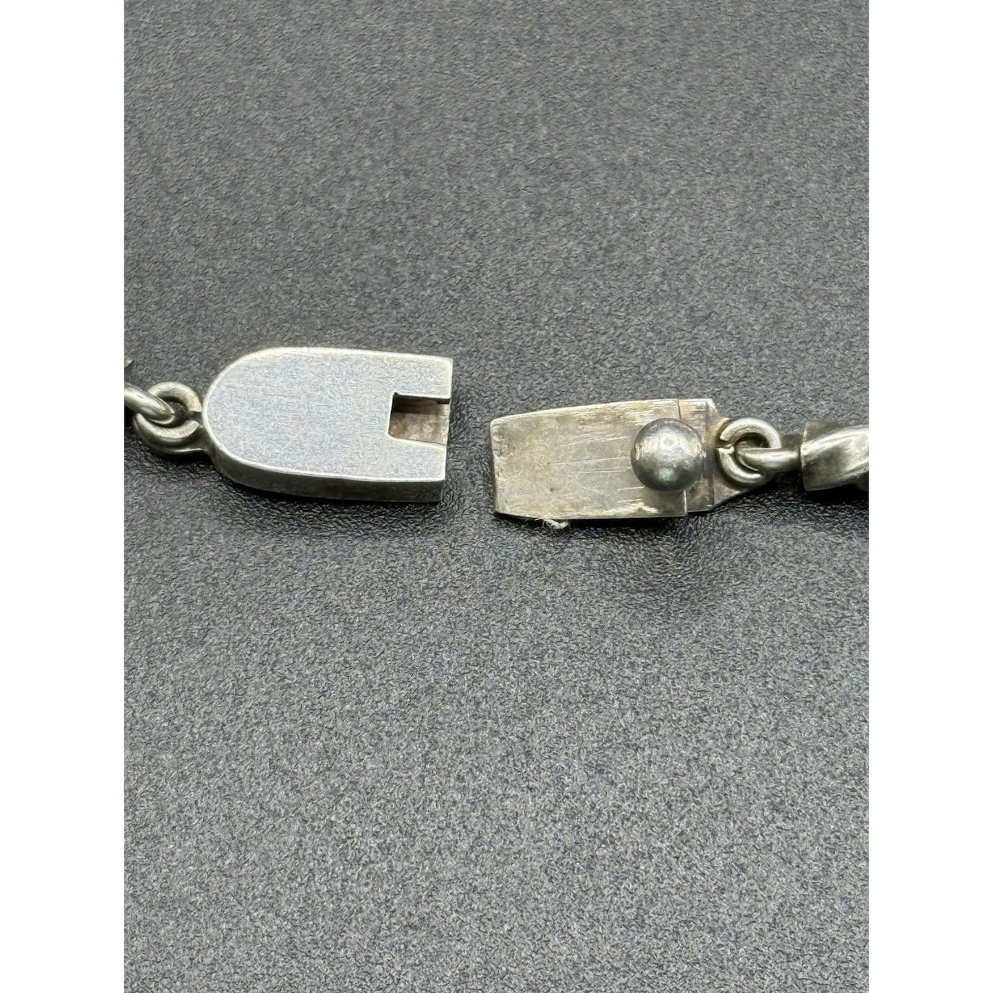 Taxco 28” Sterling Silver Necklace 75 Grams TR-57 W8