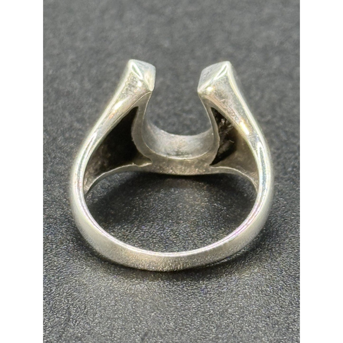 New Condition Sterling Silver Lapis Lazuli Horseshoe Ring Size 7.00