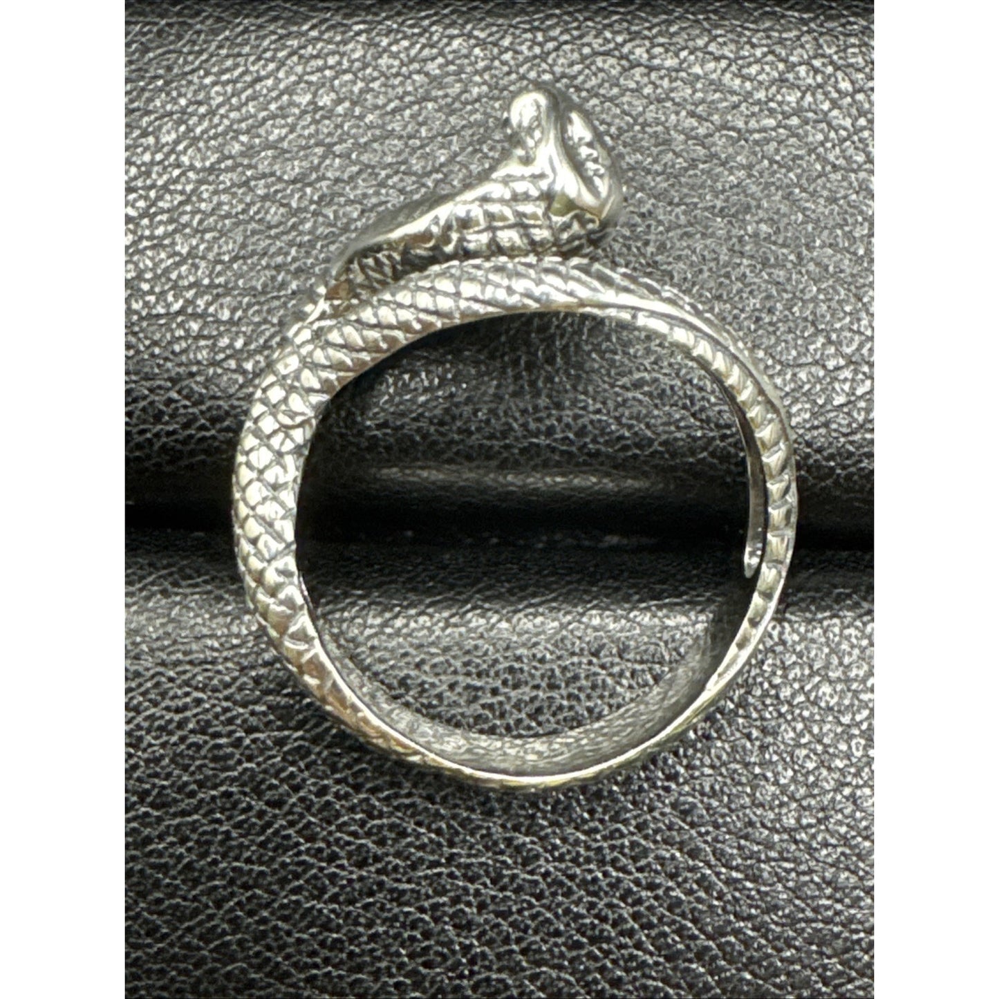 New Condition Sterling Silver King Cobra Ring 925 Size 10