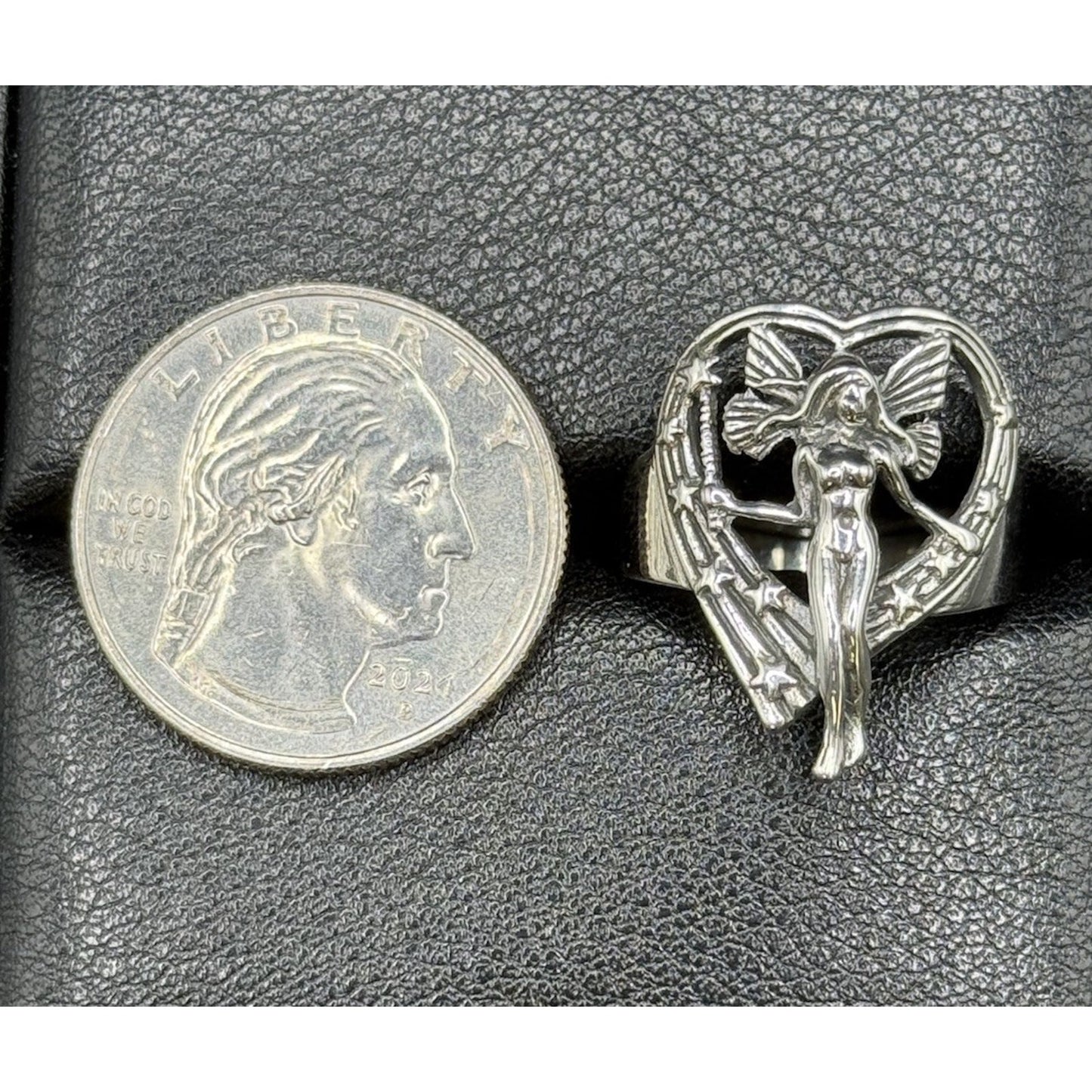 New Condition Sterling Silver Fairy Ring Size 7.00 925