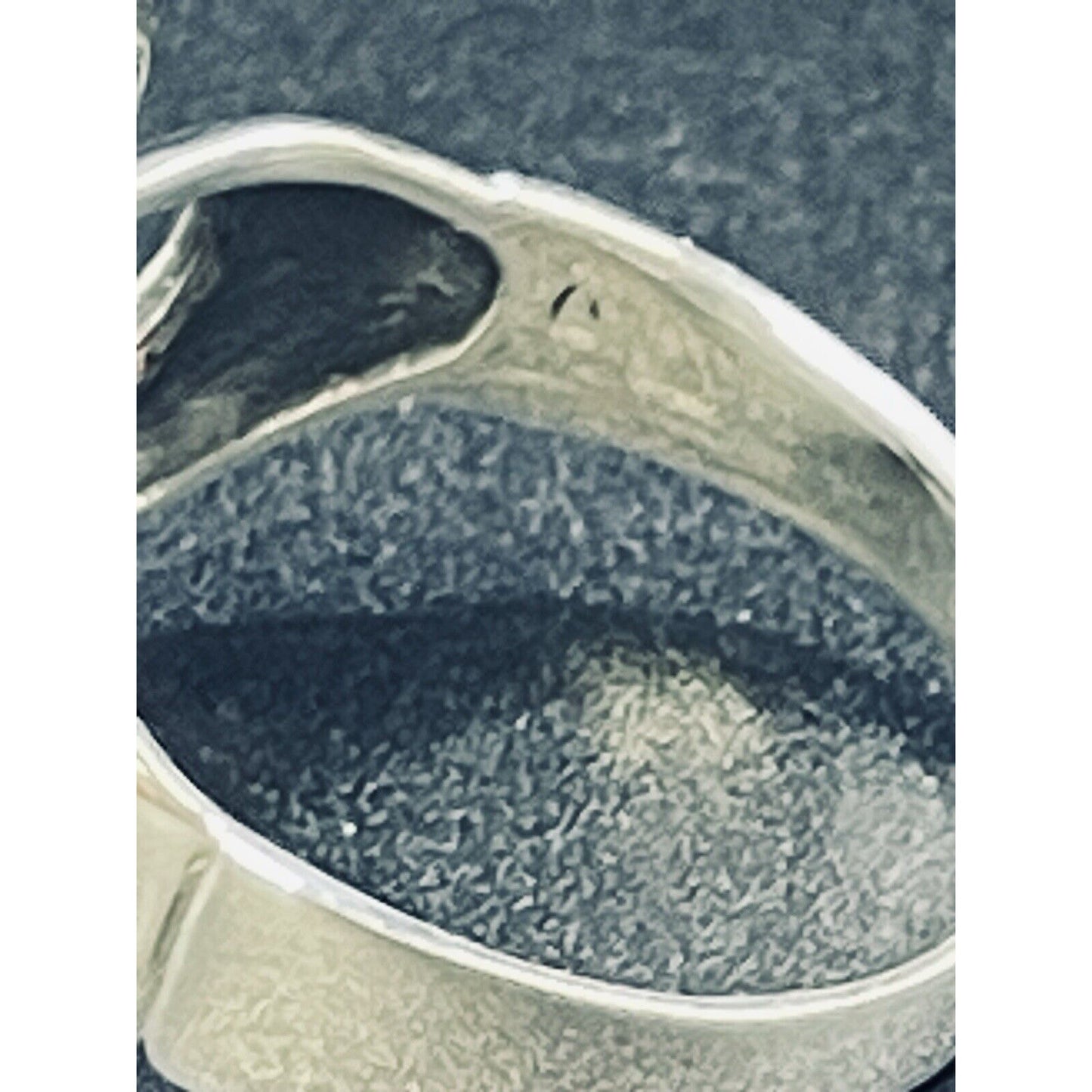 New Condition Sterling Silver Gents Onyx Claddaugh Ring Size 9.50