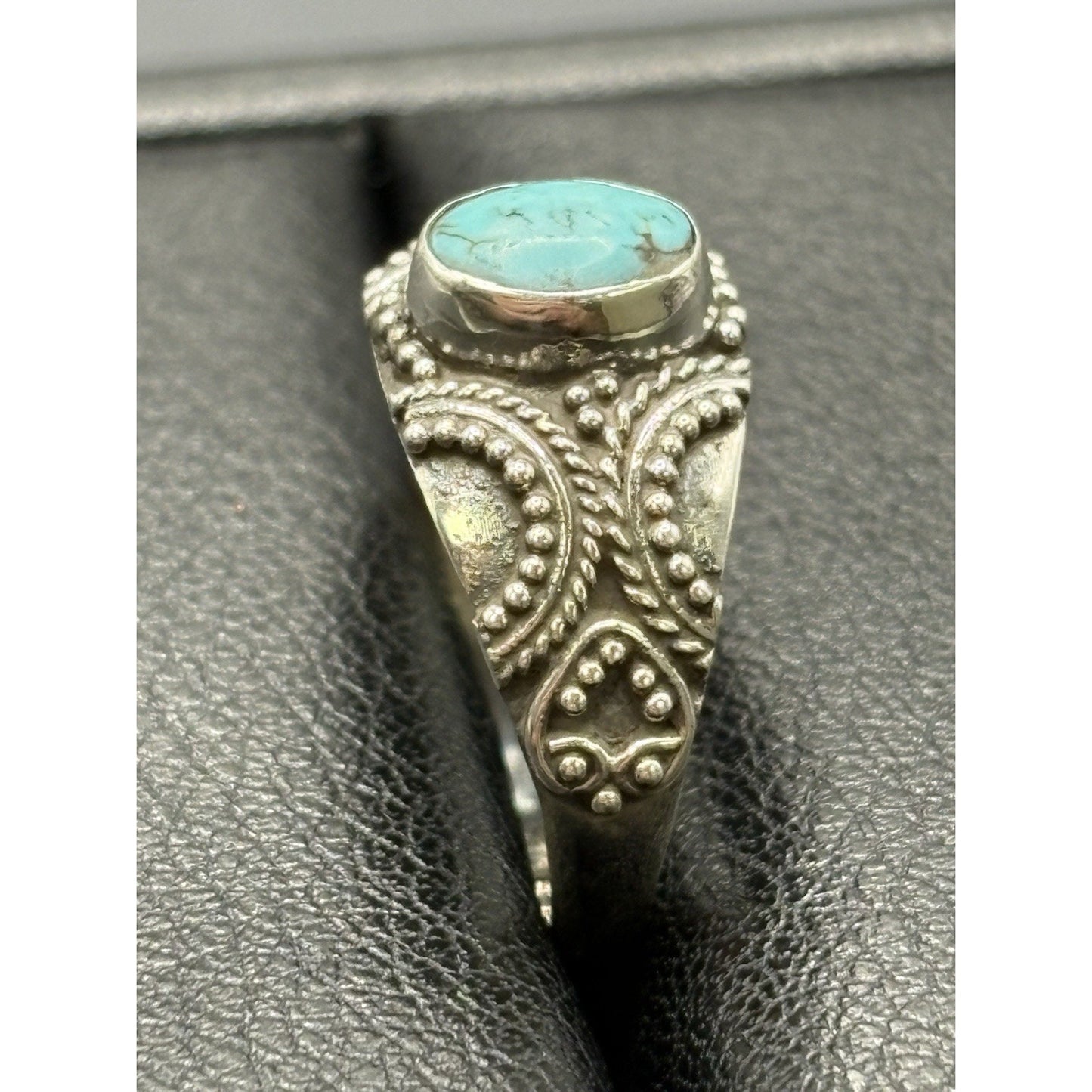 New Condition Sterling Silver Bali Turquoise Ring Size 7