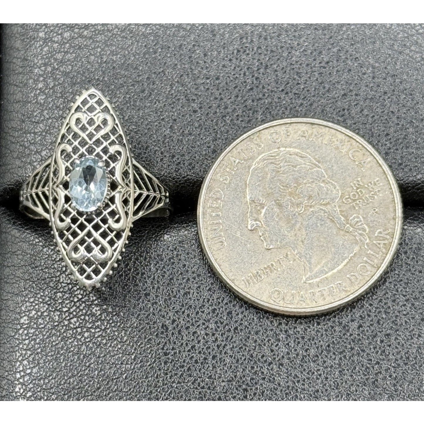 New Condition Sterling Silver Genuine Topaz Oblong Ring Size 7.00