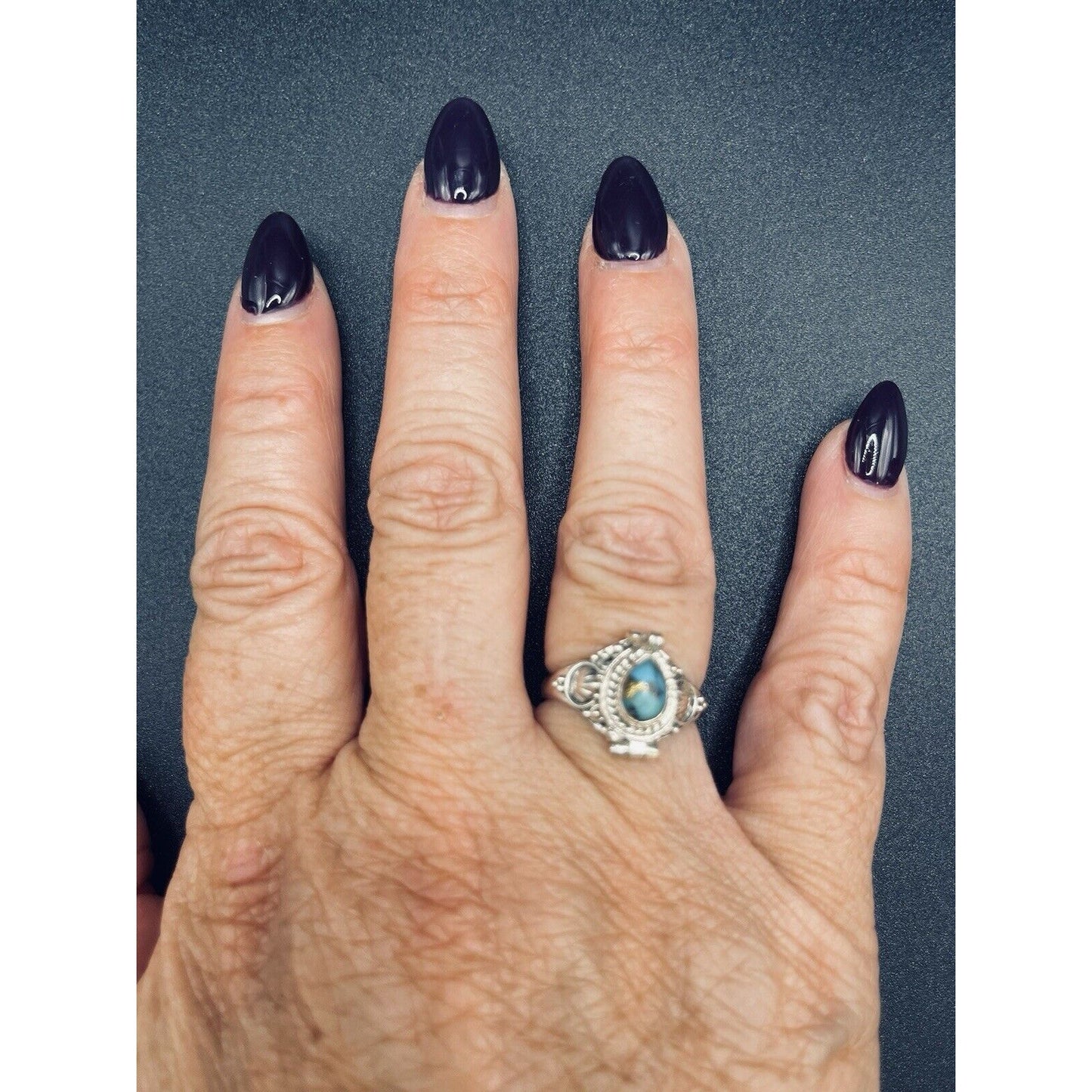 New Condition Sterling Silver Turquoise Poison Ring Size 7.00