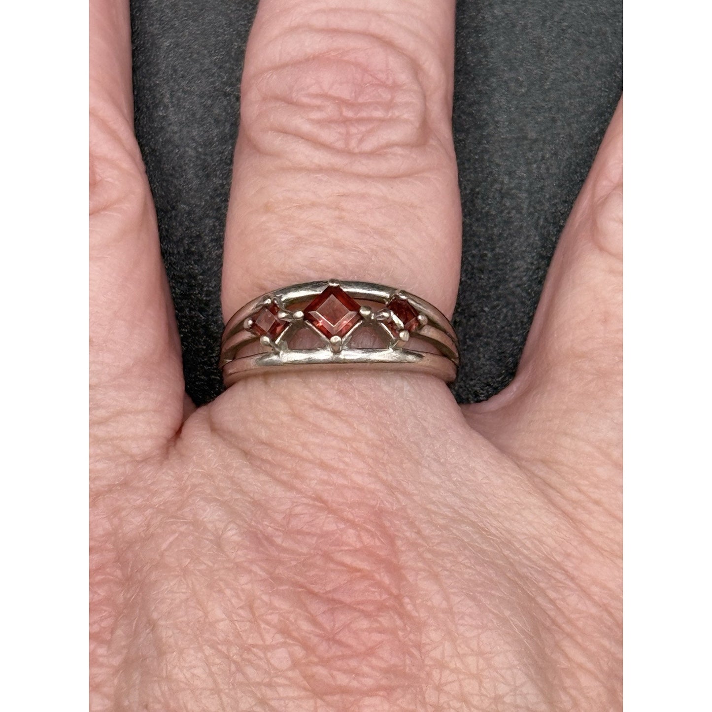 Vintage Sterling Silver Garnet Ring Size 7.50 925 P5