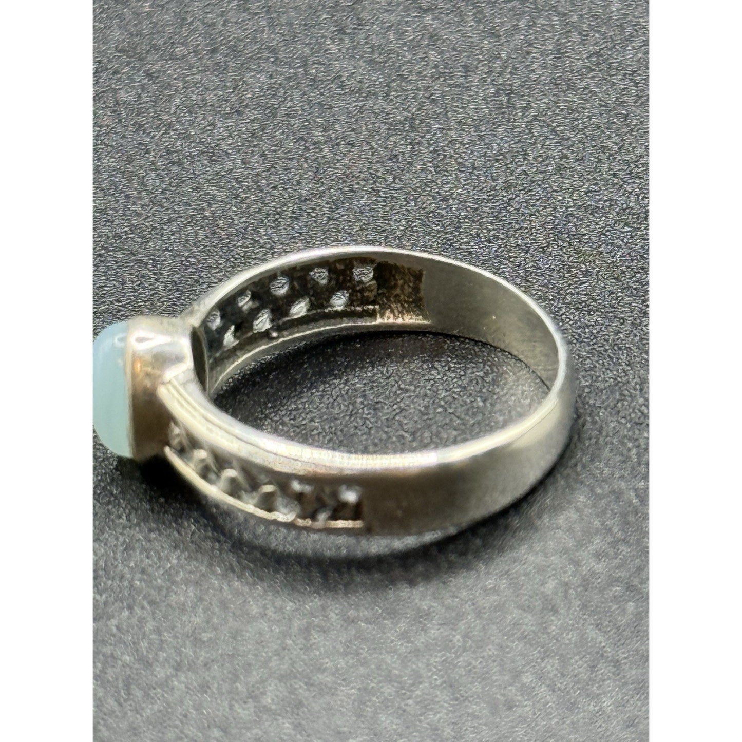 Excellent Used Condition Sterling Silver Milky Aquamarine Ring Size 7.00 P19