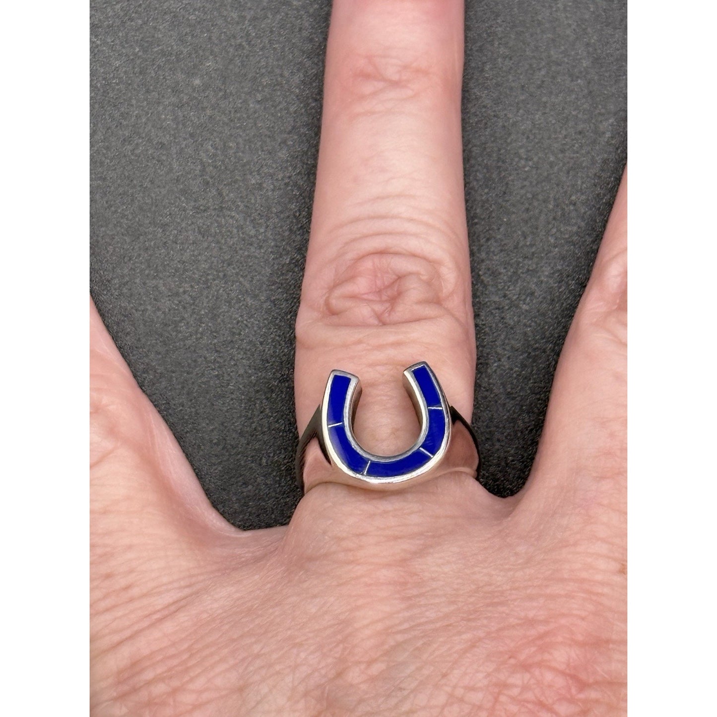 New Condition Sterling Silver Lapis Lazuli Horseshoe Ring Size 7.00