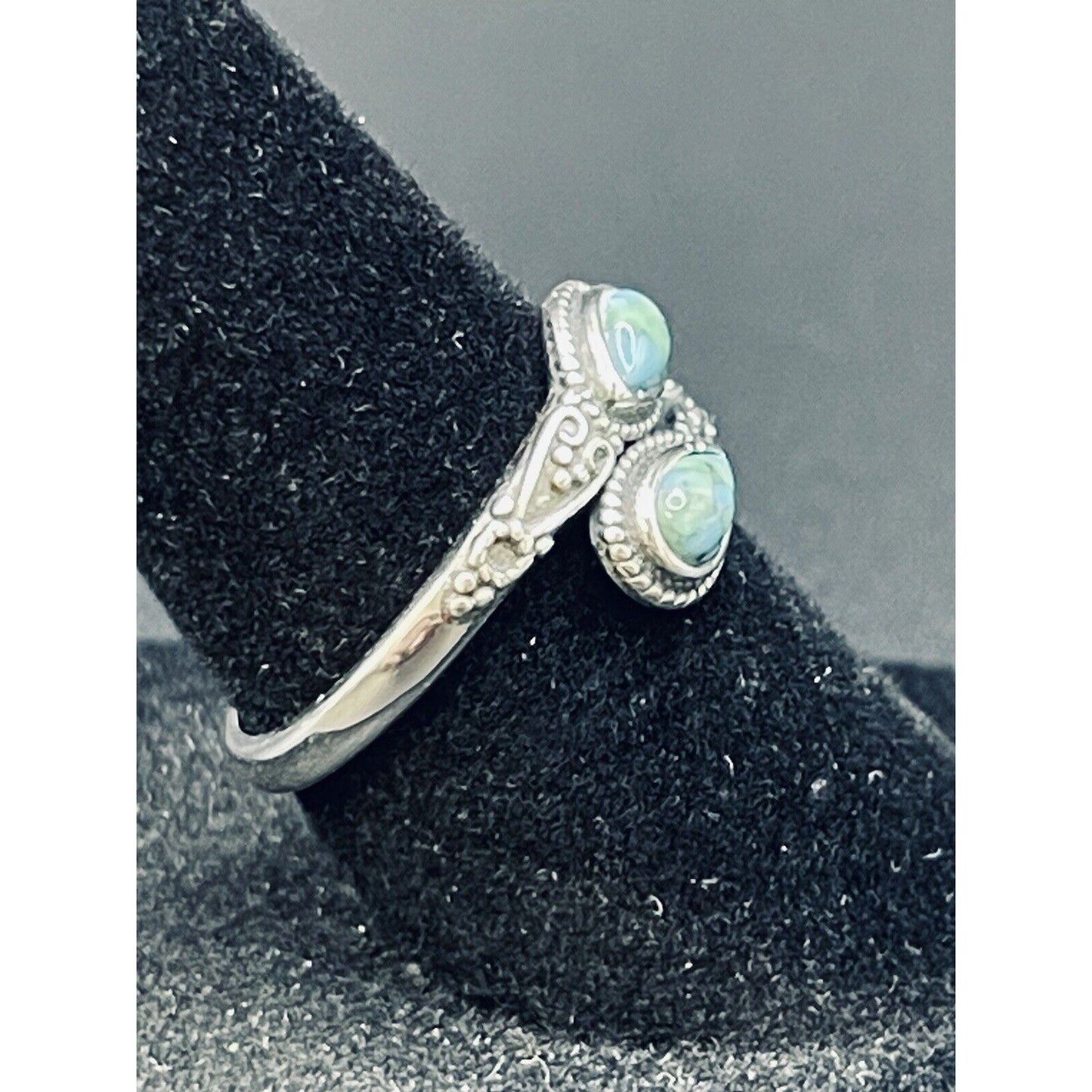 New Condition Sterling Silver Turquoise Bypass Ring Size 7.00 I16