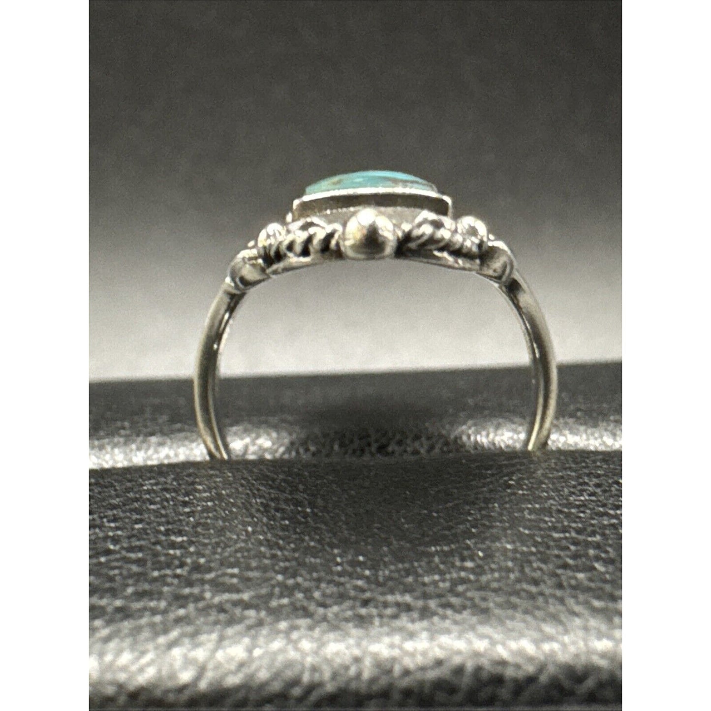 New Condition Sterling Silver Turquoise Art Deco Ring 925 Size 7