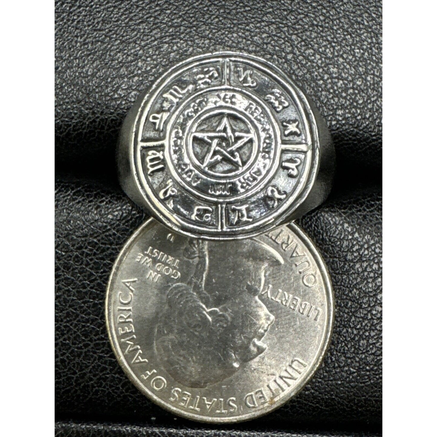 New Condition Sterling Silver Zodiac Signet Ring 925 Size 10