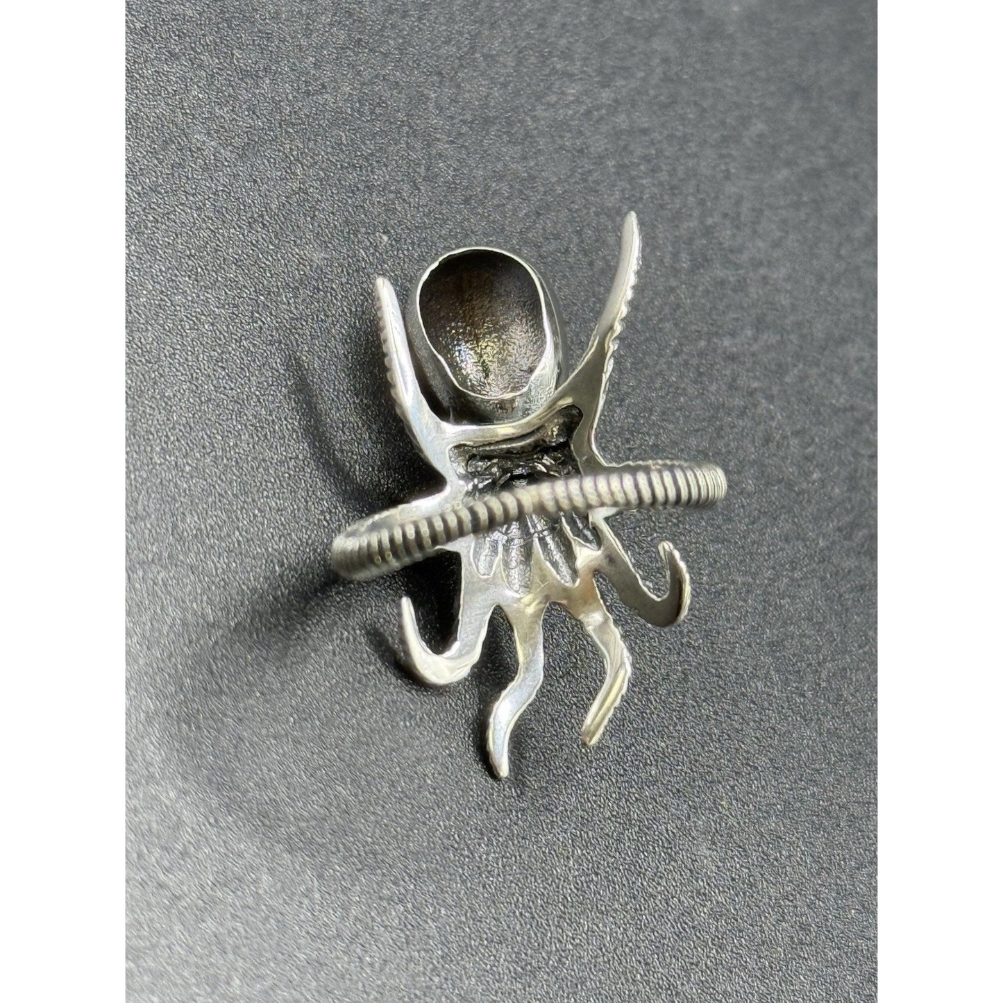 New Condition Sterling Silver Octopus Ring Size 7.00
