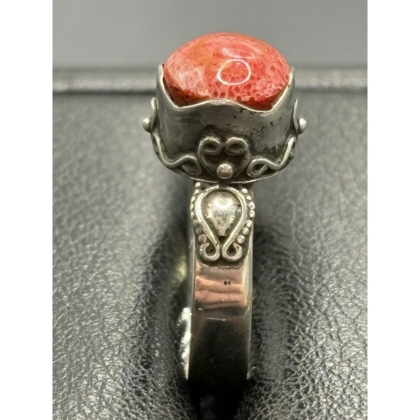 New Condition Sterling Silver Bali Style Coral Ring Size 7
