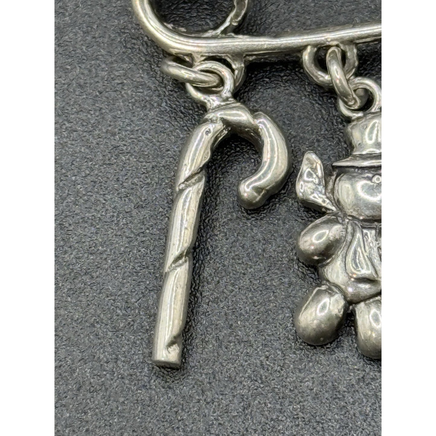 Vintage Sterling Silver Christmas Theme Brooch Pin 10 Grams P5