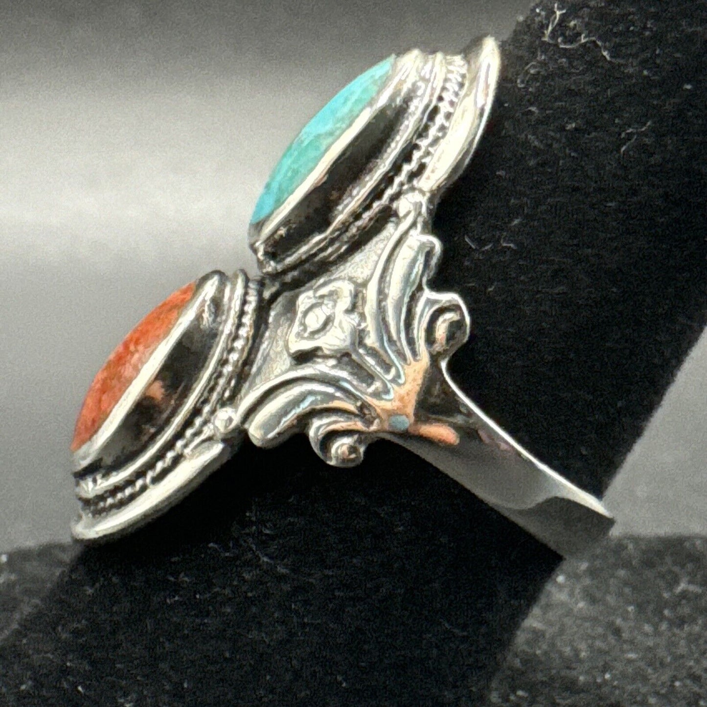 New Condition Sterling Silver Turquoise Coral Oblong Ring 925 Size 6.5