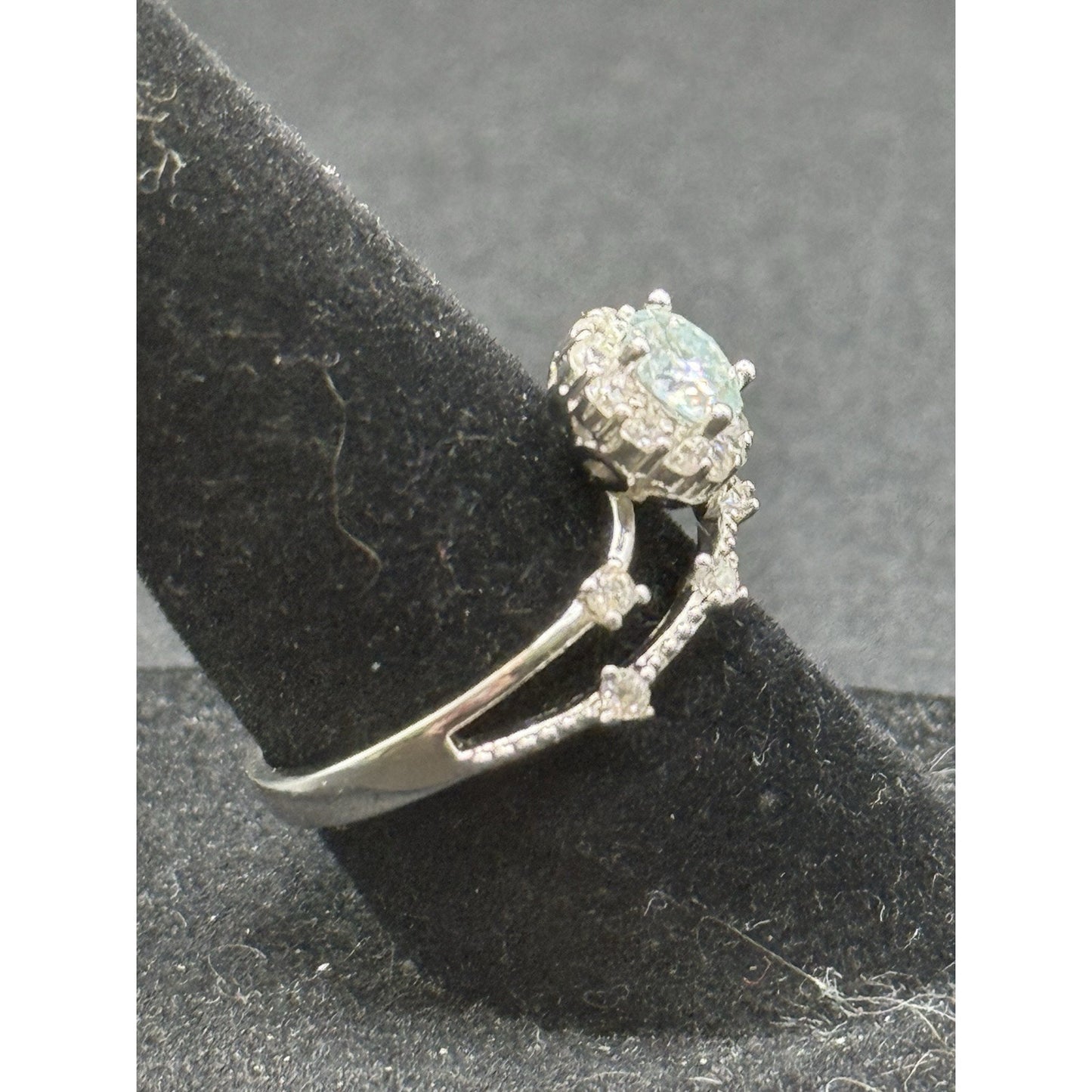 New Condition Sterling Silver Moissanite Free Form Ring Size 6.50 GRA