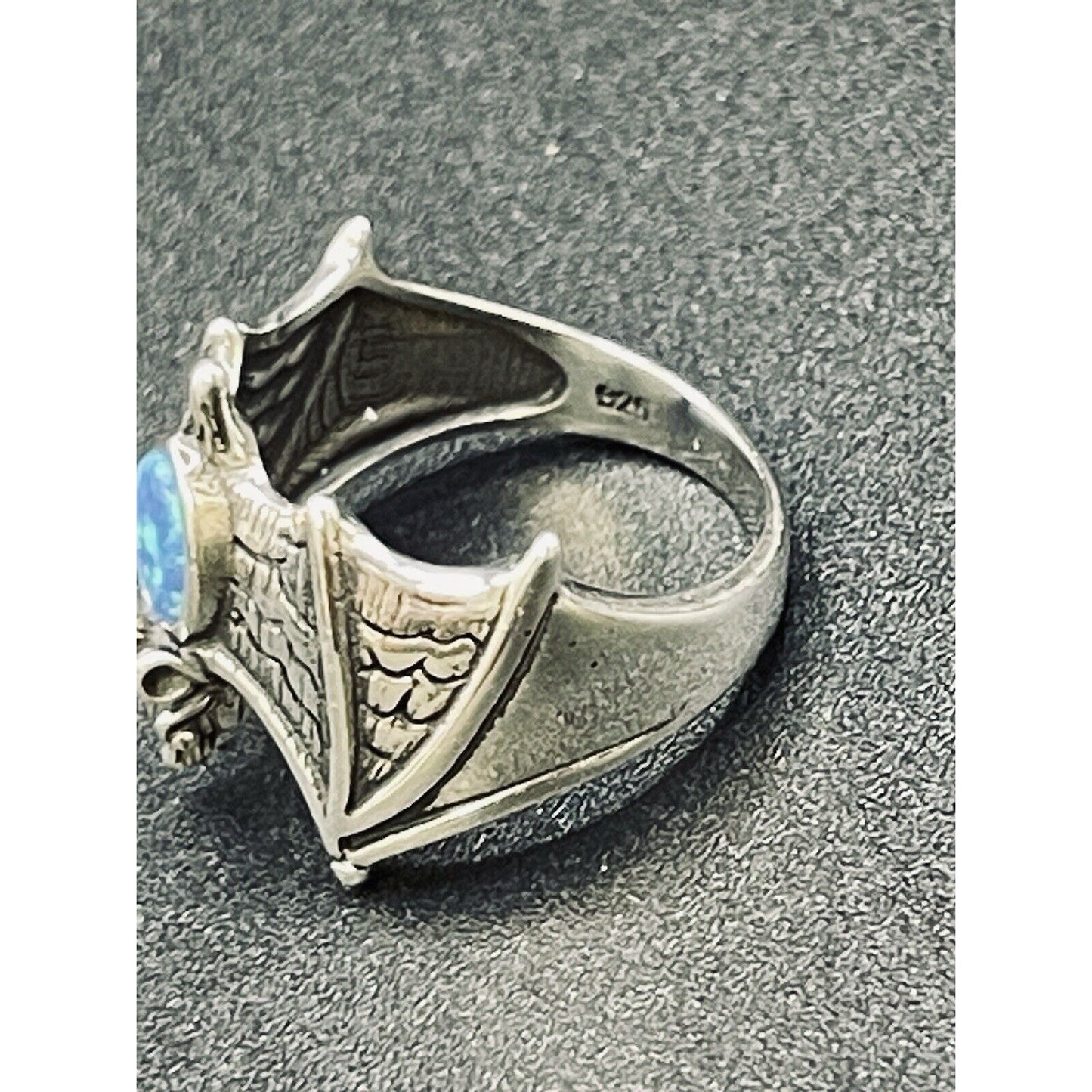 New Condition Sterling Silver Lab Blue Opal Bat Ring Size 7.00