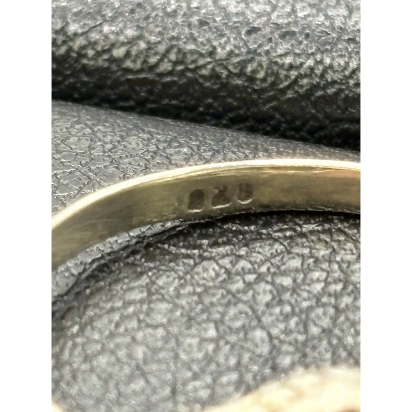 EUC Sterling Silver Genuine labradorite Dainty Ring Size 8 W23