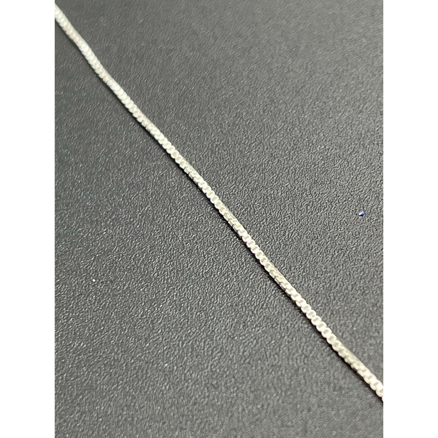 20" New Condition Sterling Silver Horse Pendant Necklace Box Chain