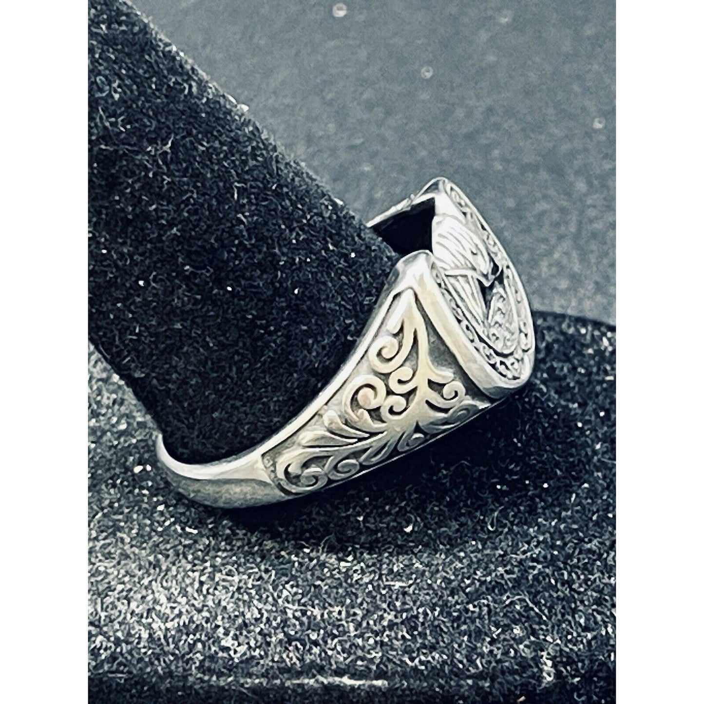 New Condition Sterling Silver Horseshoe Ring Size 9.50