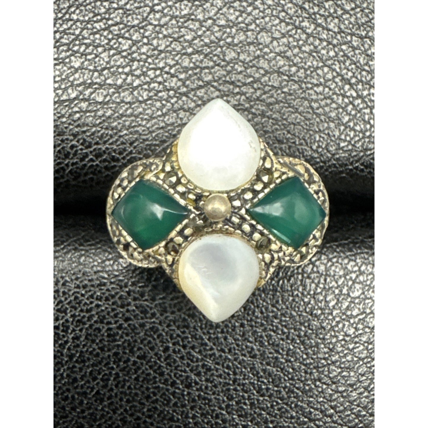 Sterling Silver Green Onyx Mother Pearl Marcasite Ring Size 7 U11