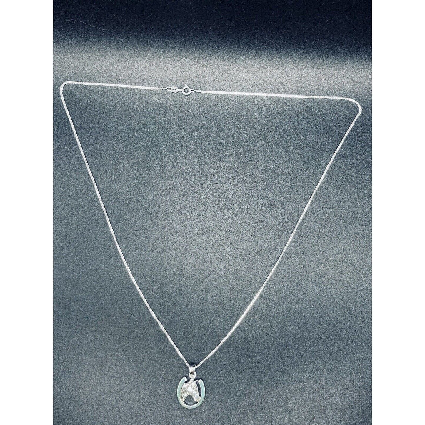 New Condition 20” Sterling Silver Turquoise Lab Opal Horse Shoe Pendant Necklace