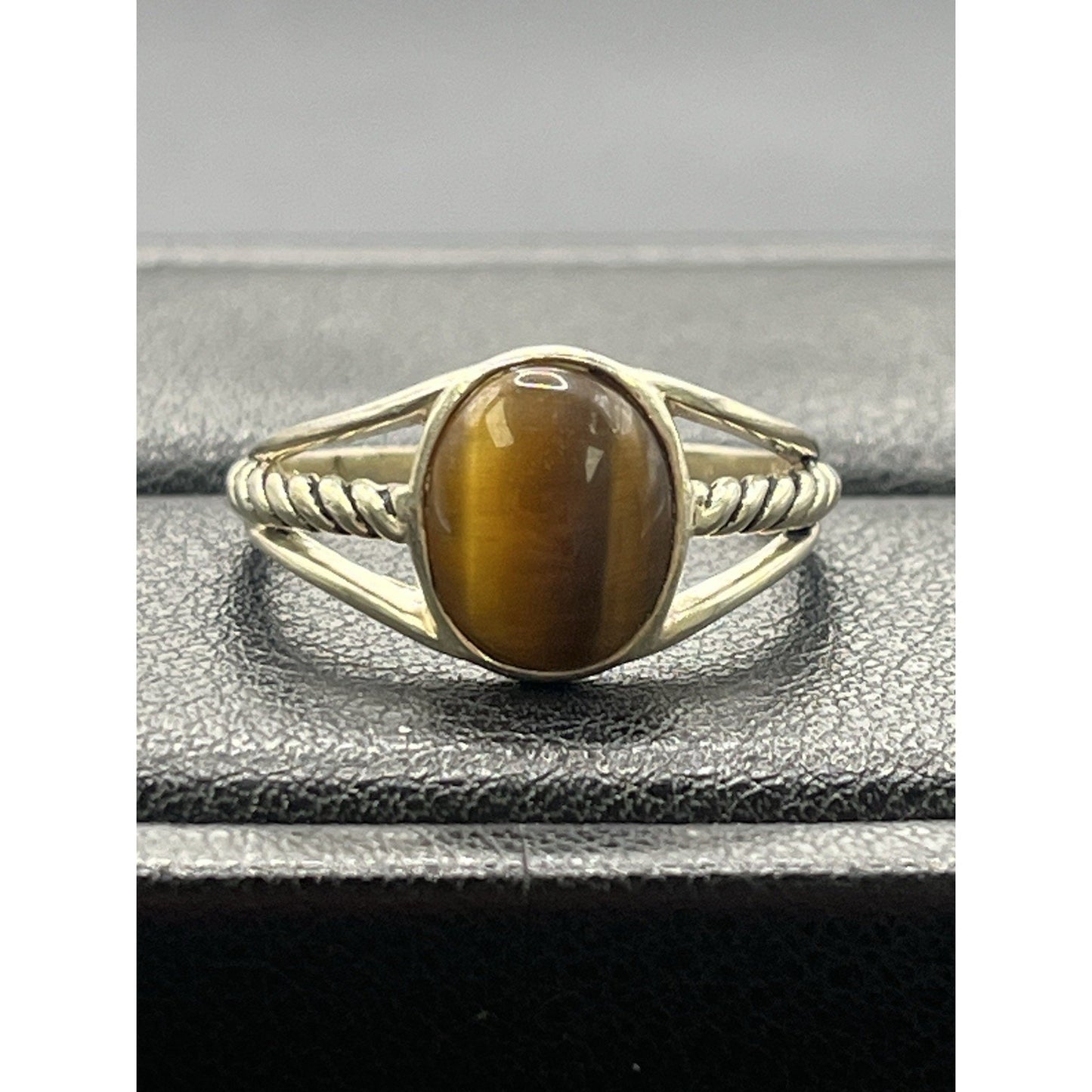 Vintage Sterling Silver Tigers Eye Ring Size 8 W11