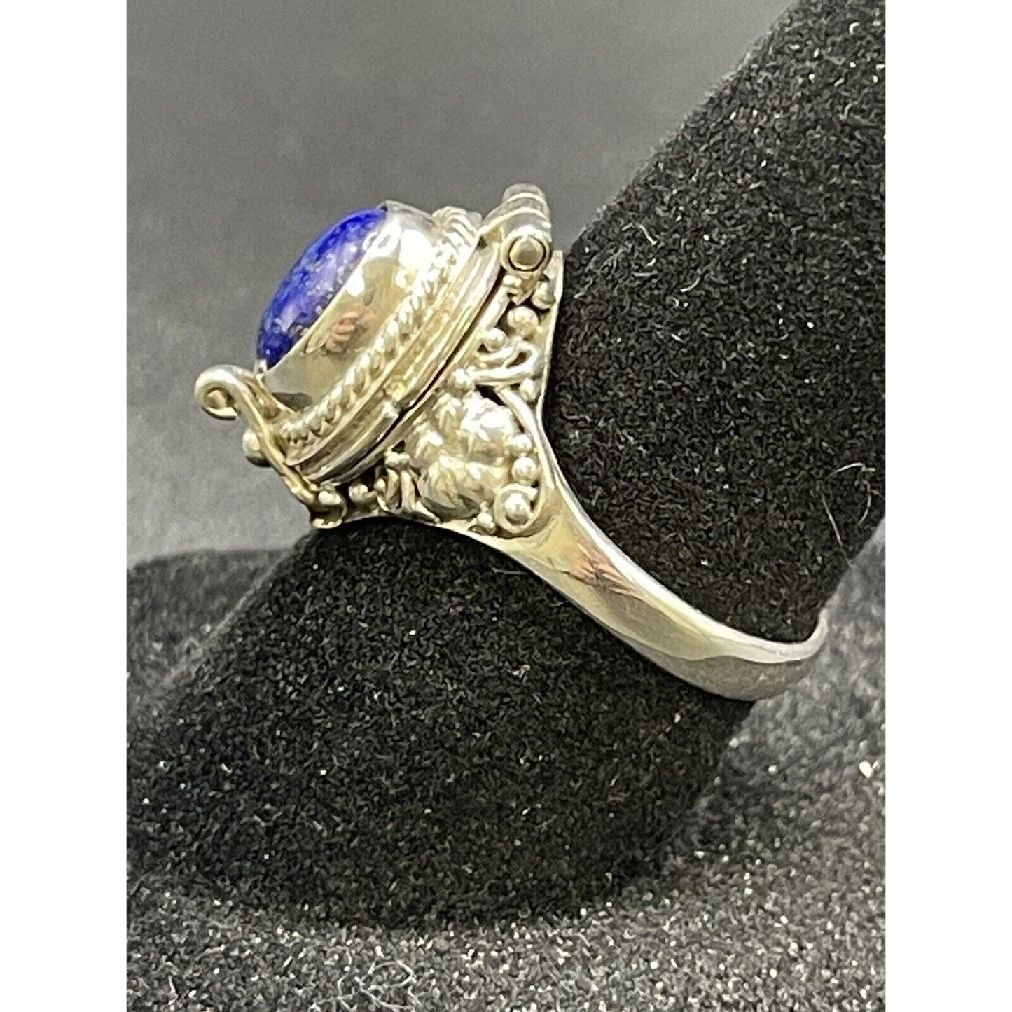 New Condition Sterling Silver Genuine Lapis Lazuli Poison Ring Size 7.00