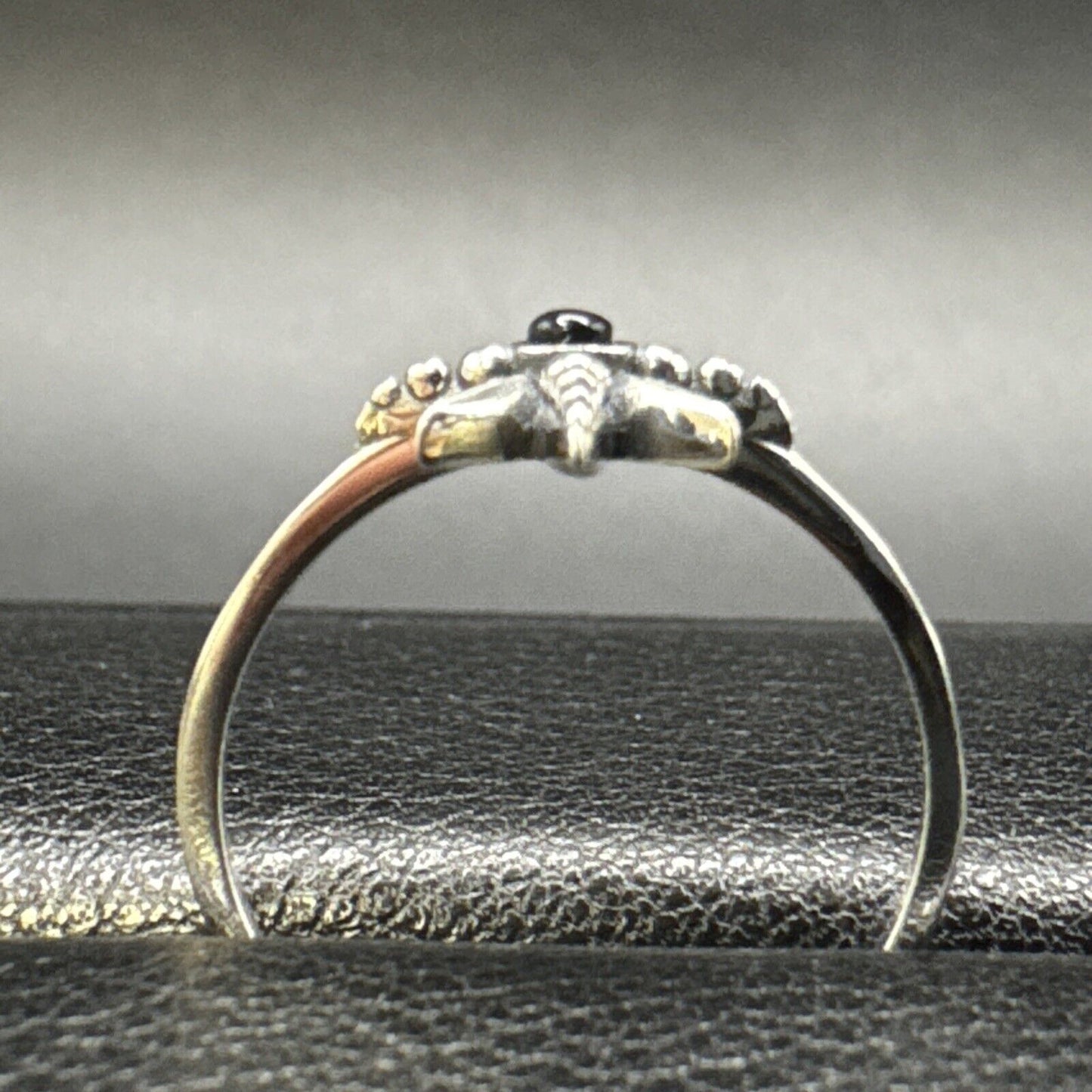 New Condition Sterling Silver Onyx North Star Ring 925 Size 7