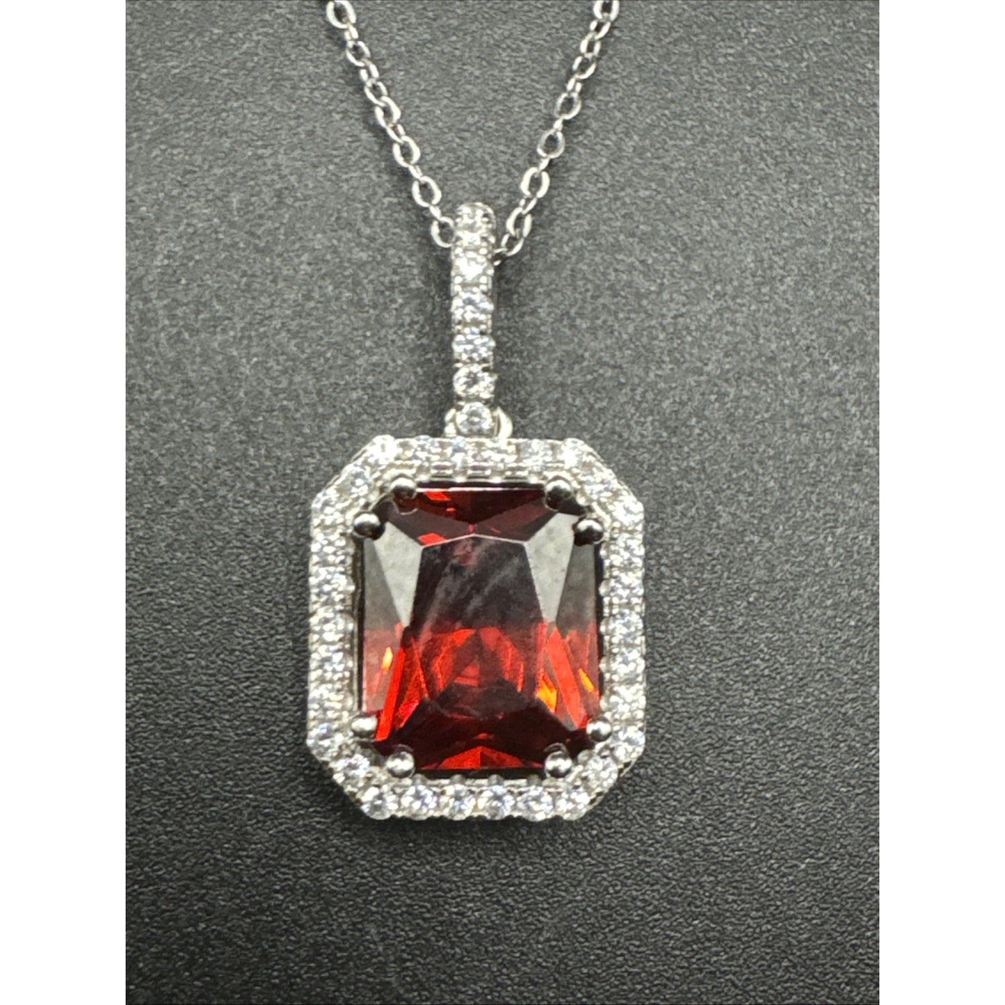 18” Sterling Silver Red CZ Halo Pendant Necklace 925 T27