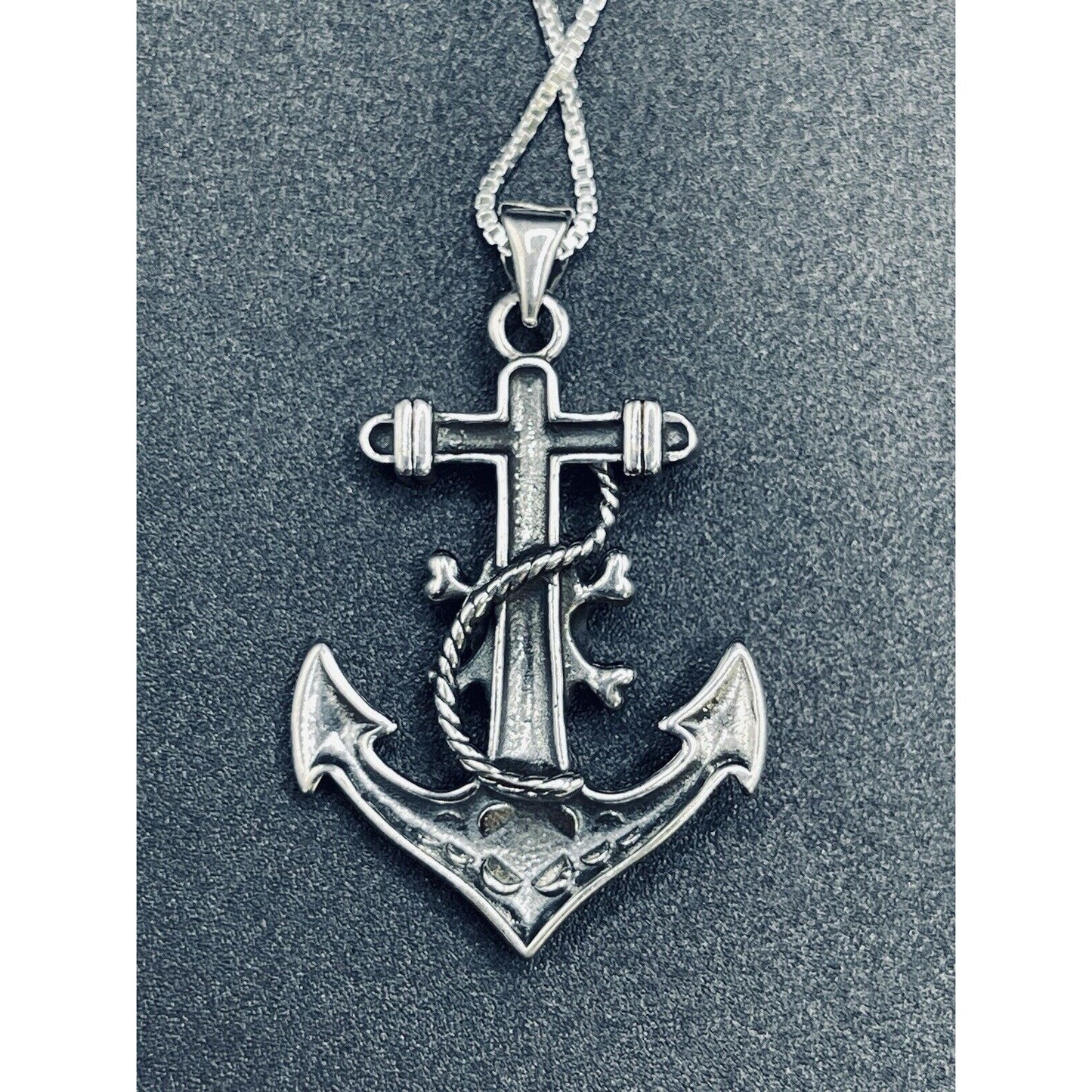 20” New Condition Sterling Silver Skull Anchor Necklace Box 925
