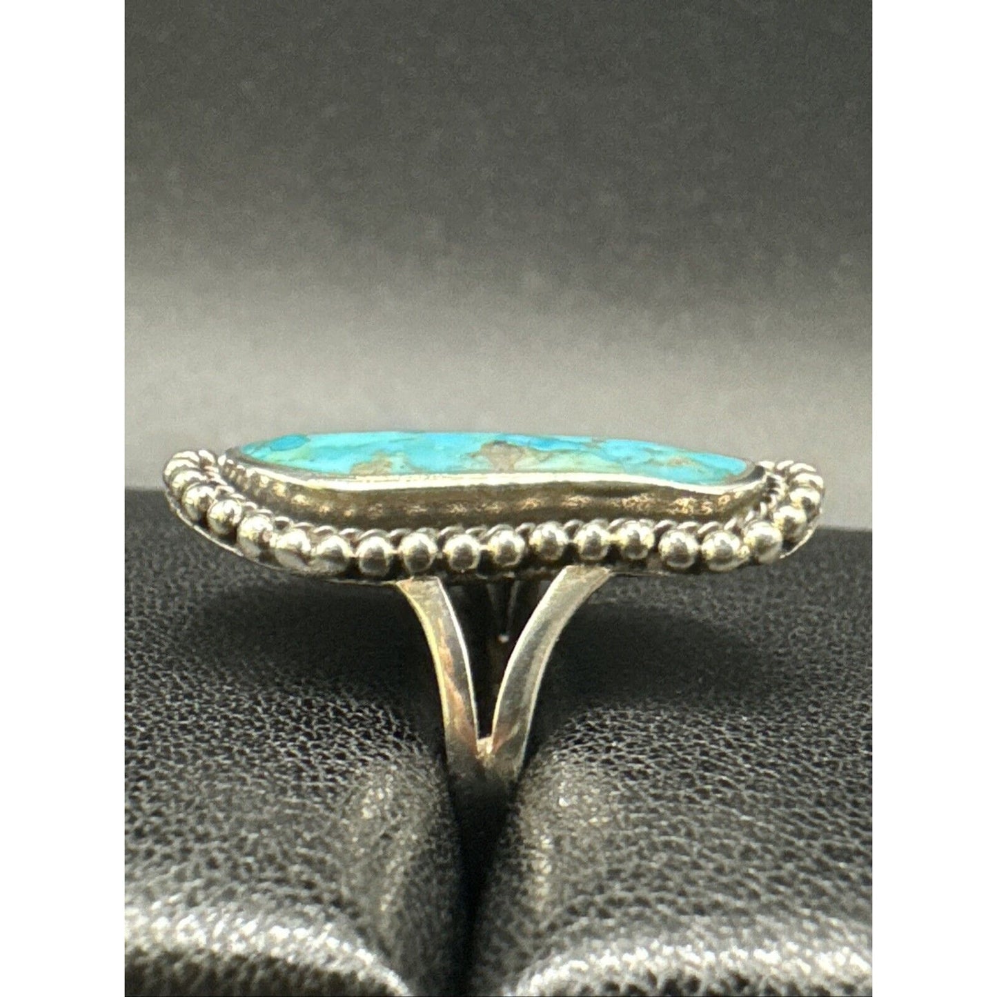 New Condition Sterling Silver Freeform Oblong Turquoise Ring 925 Size 9.25