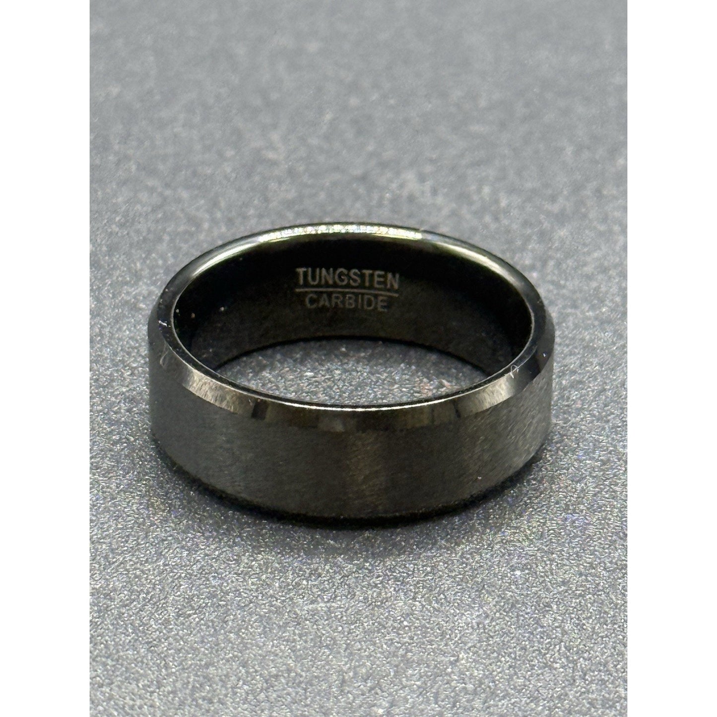 New Condition Beveled Black Tungsten Wedding Band Size 10.00