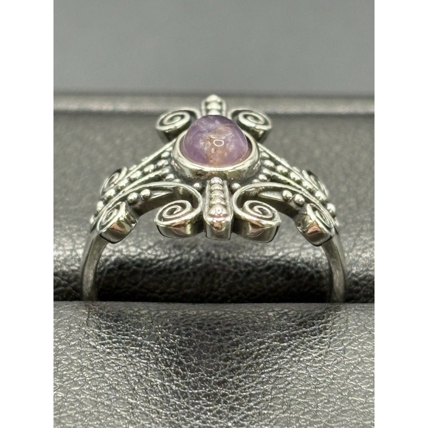New Condition Sterling Silver Amethyst Scroll Ring Size 7