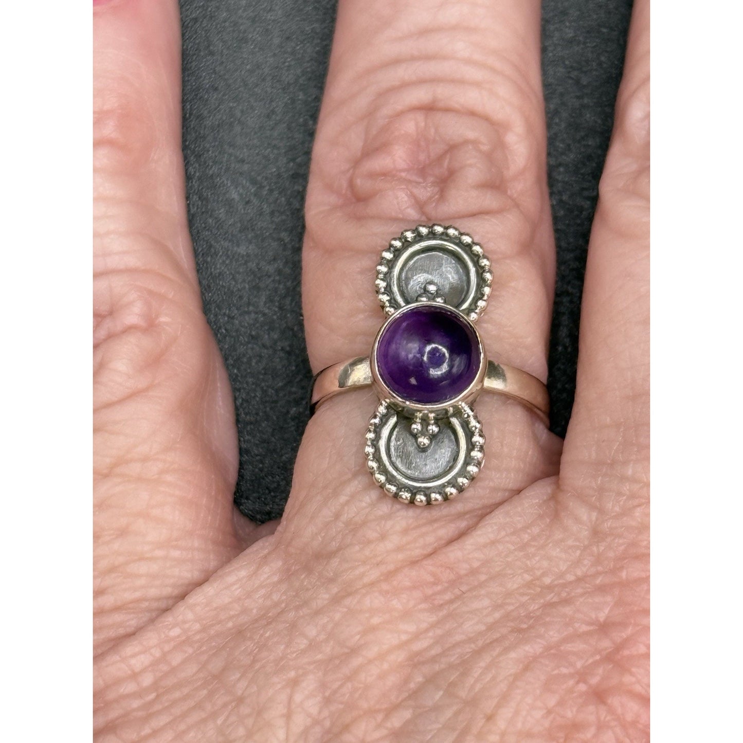 New Condition Sterling Silver Genuine Cab Amethyst Ring Size 7.00