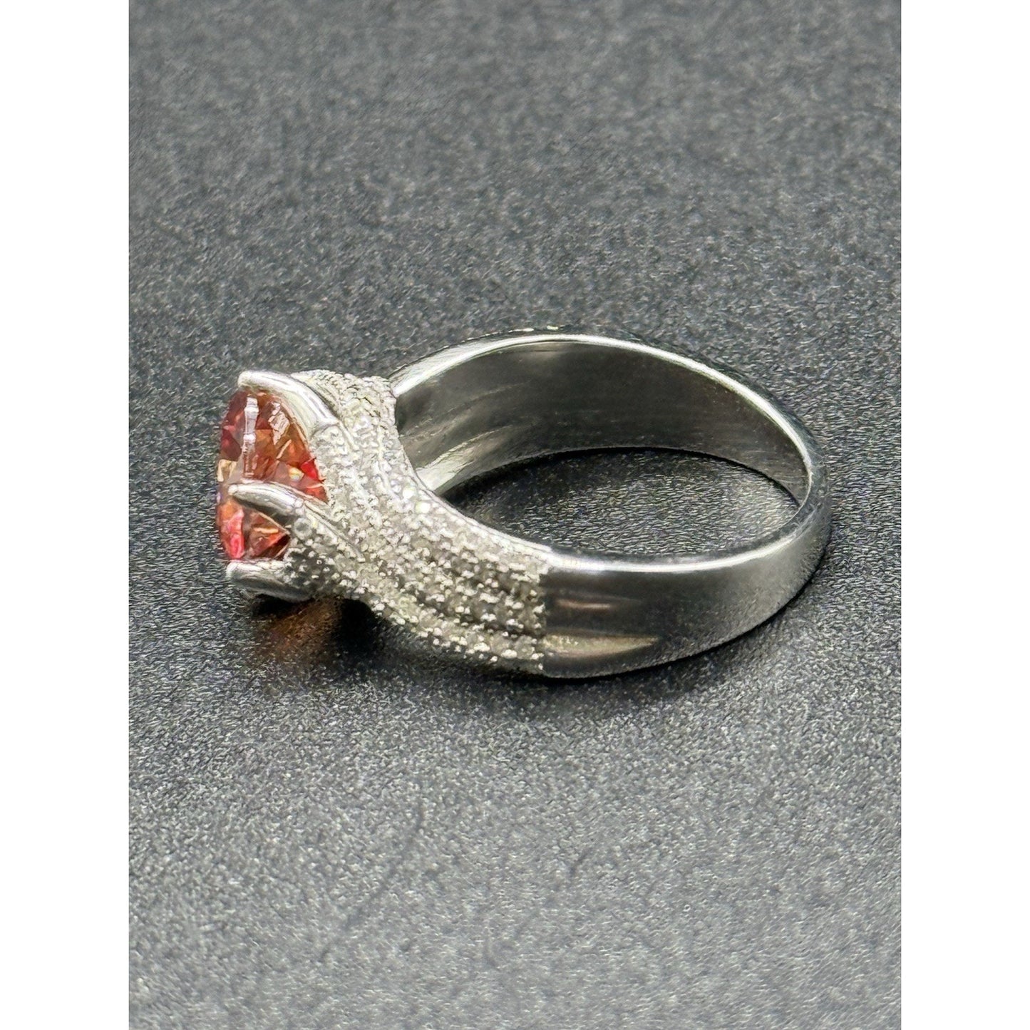 New Condition 3 ct Red Moissanite Sterling Silver Engagement Ring Size 7.25 GRA