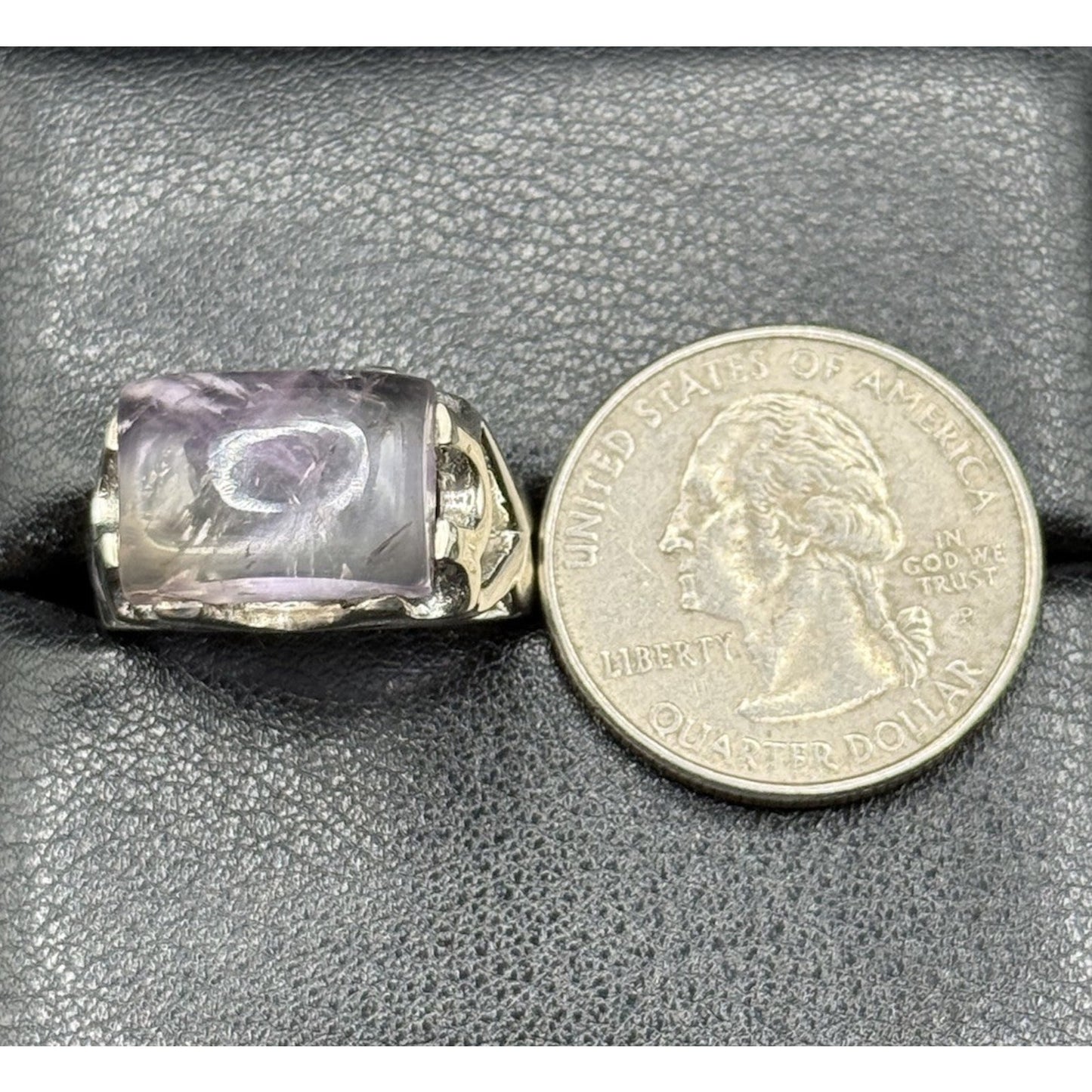 Excellent Used Condition Sterling Silver Amethyst Cab Ring Size 8.00 P19