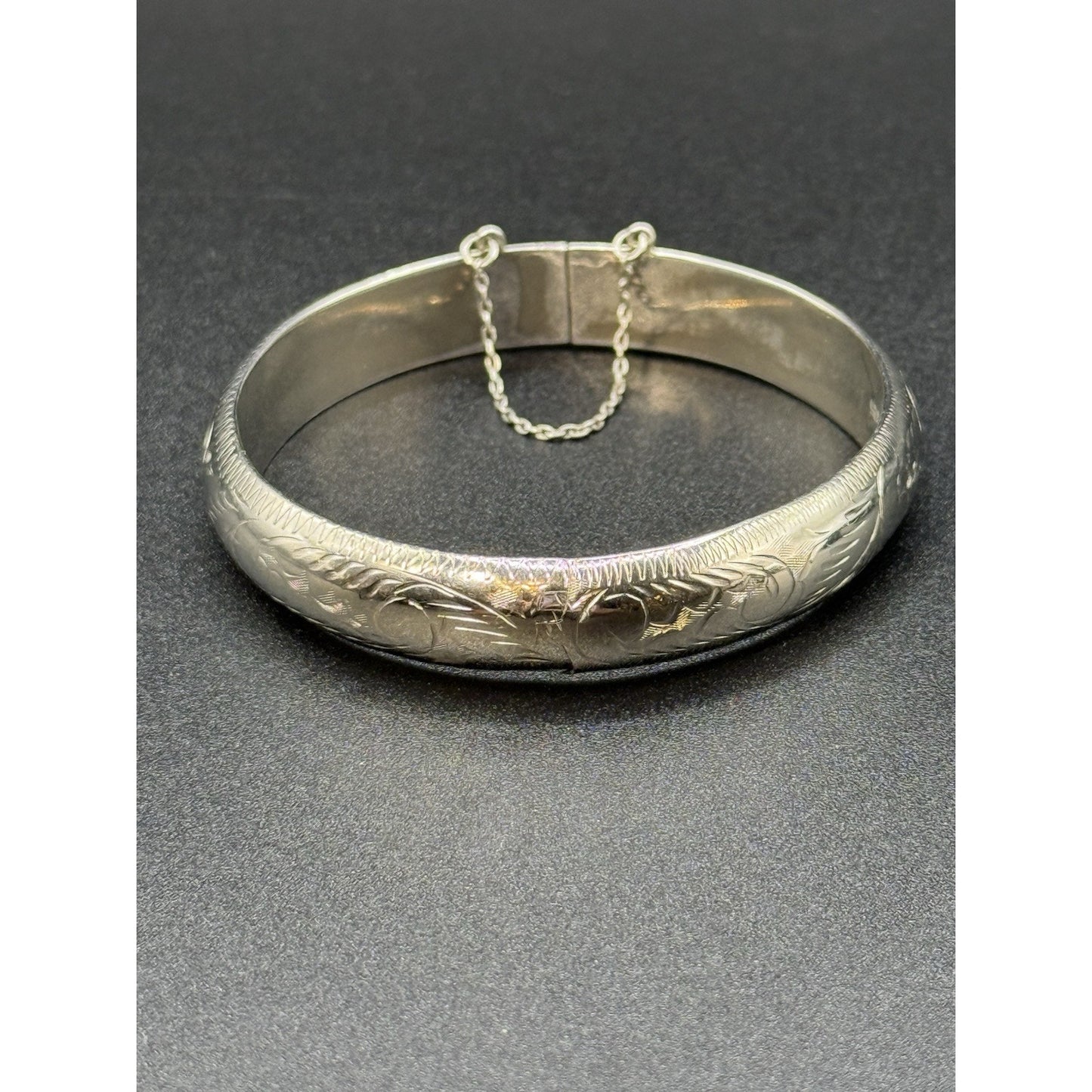 7” Vintage Sterling Silver Engraved Hinged Bangle Safety Chain 17 Grams P5